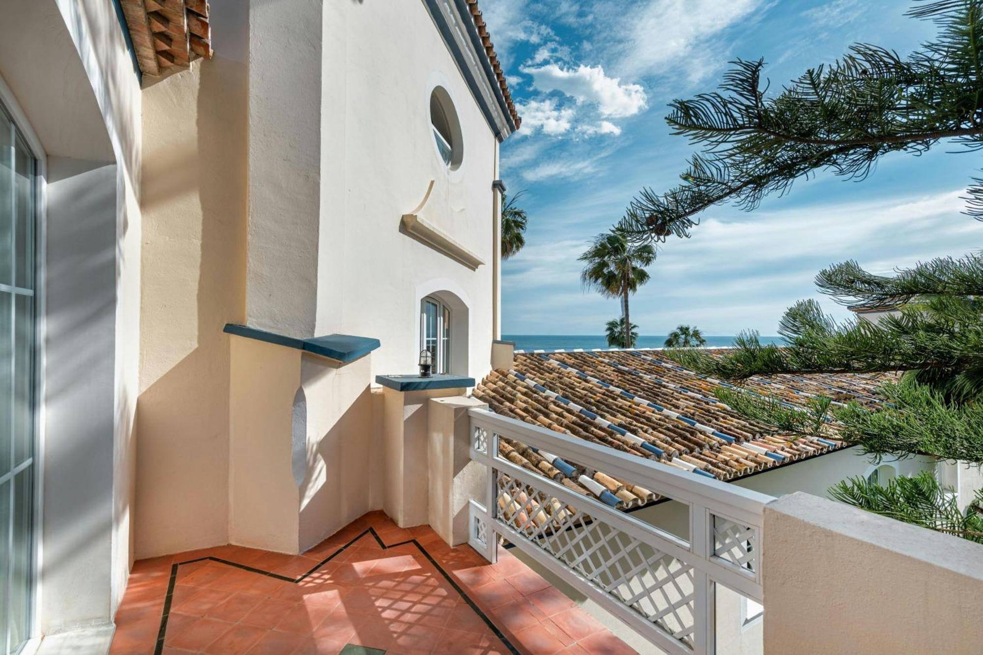 Grand King Suite Balcony