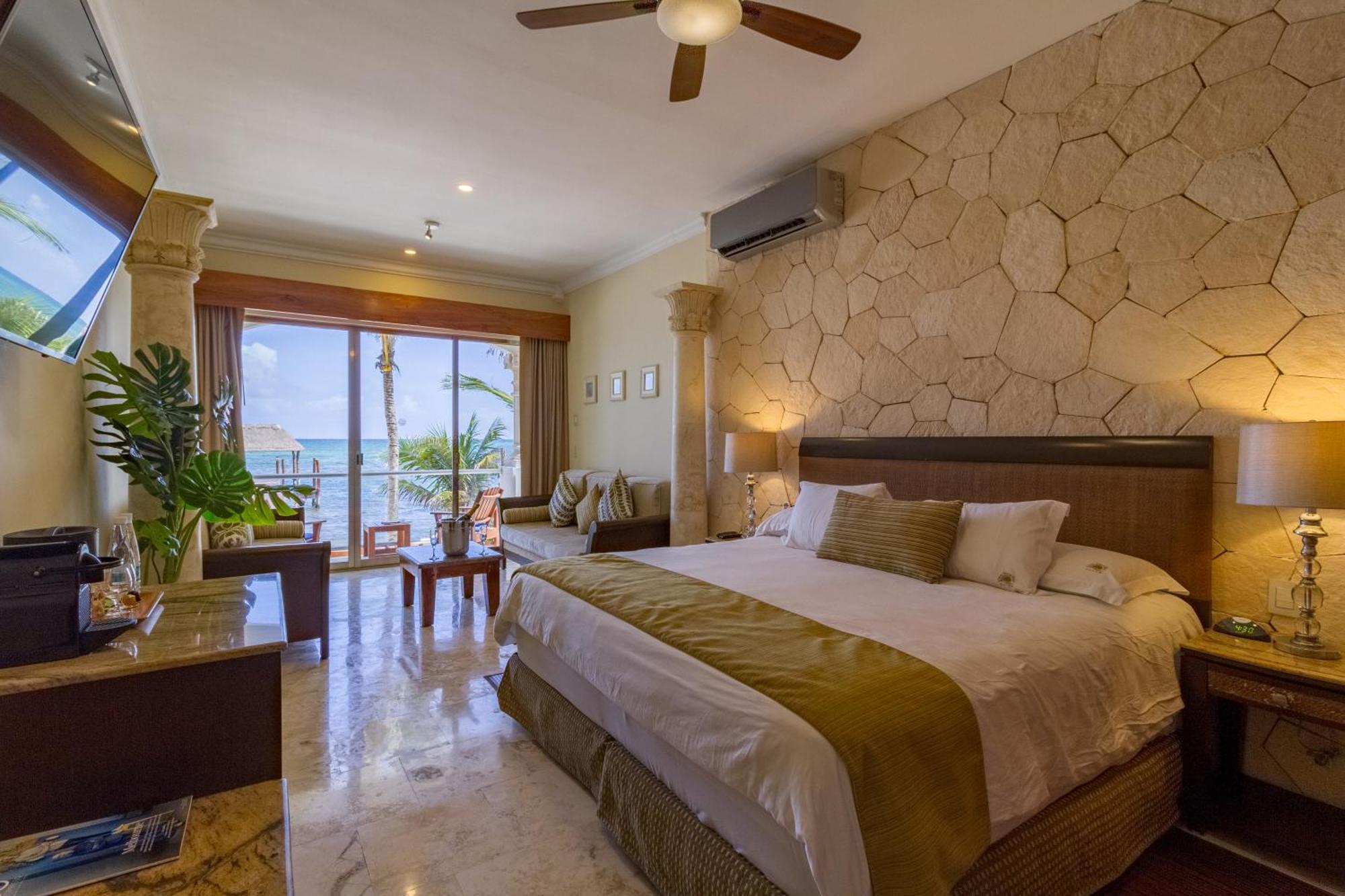 Junior Deluxe Sea View