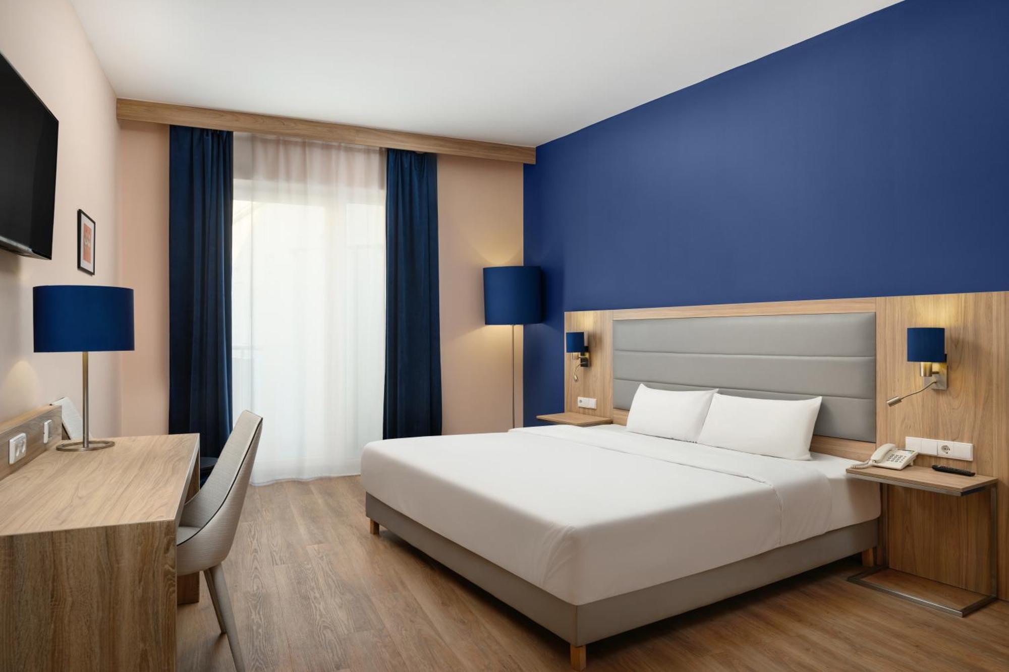 Deluxe Double or Twin Room,1765973846:JPEG