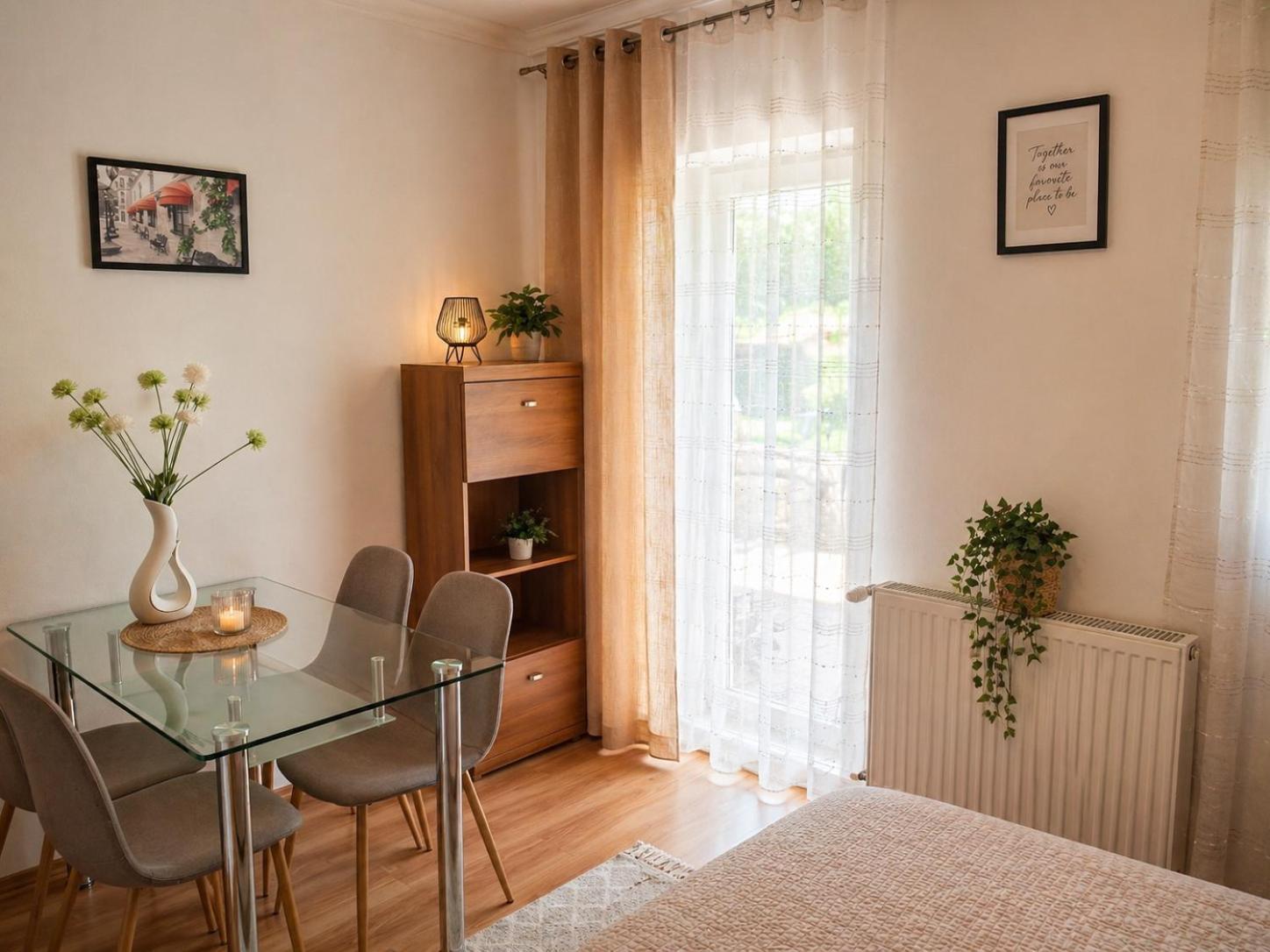 Apartman terasszal