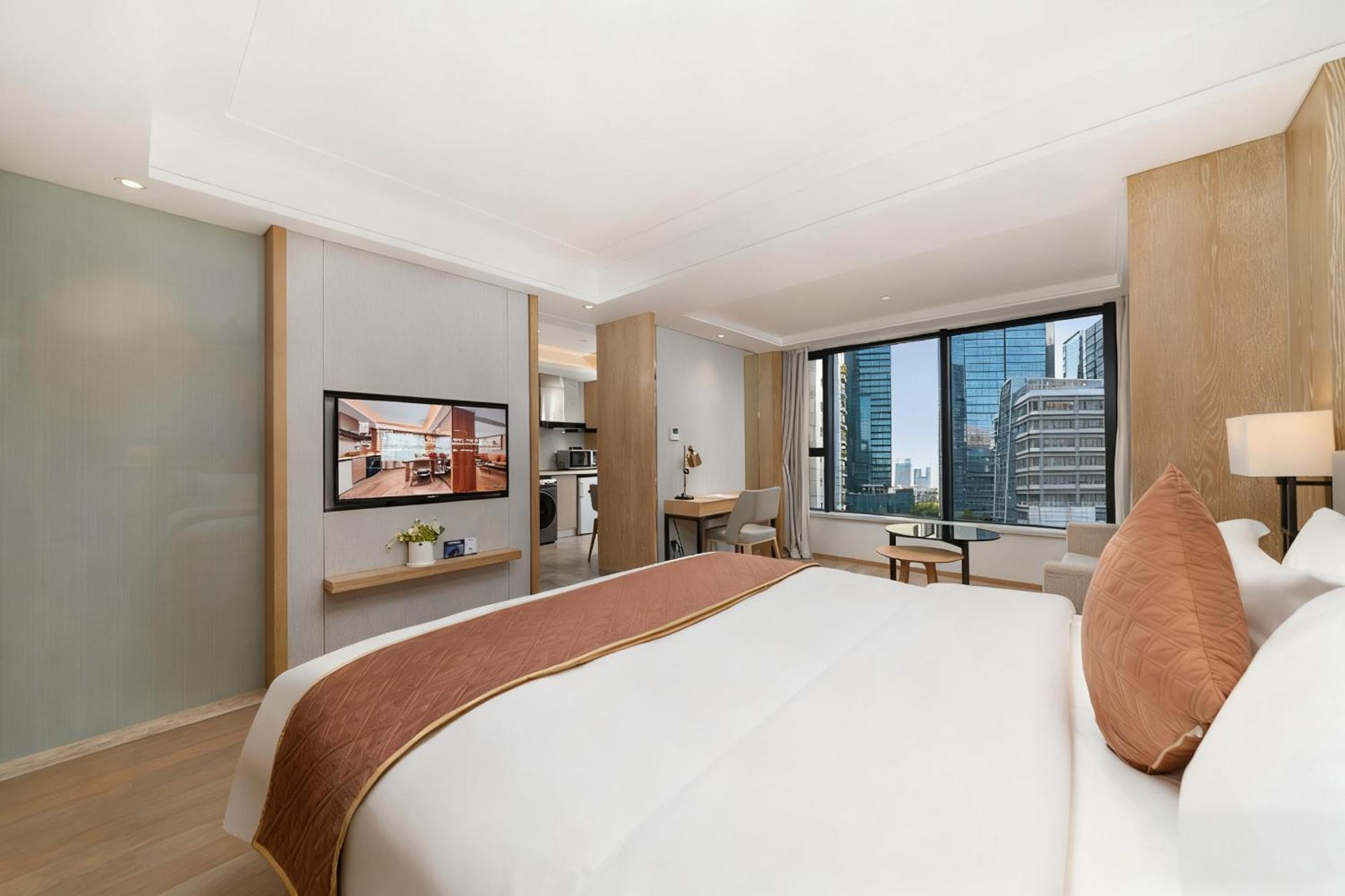 Deluxe Apartment Suite