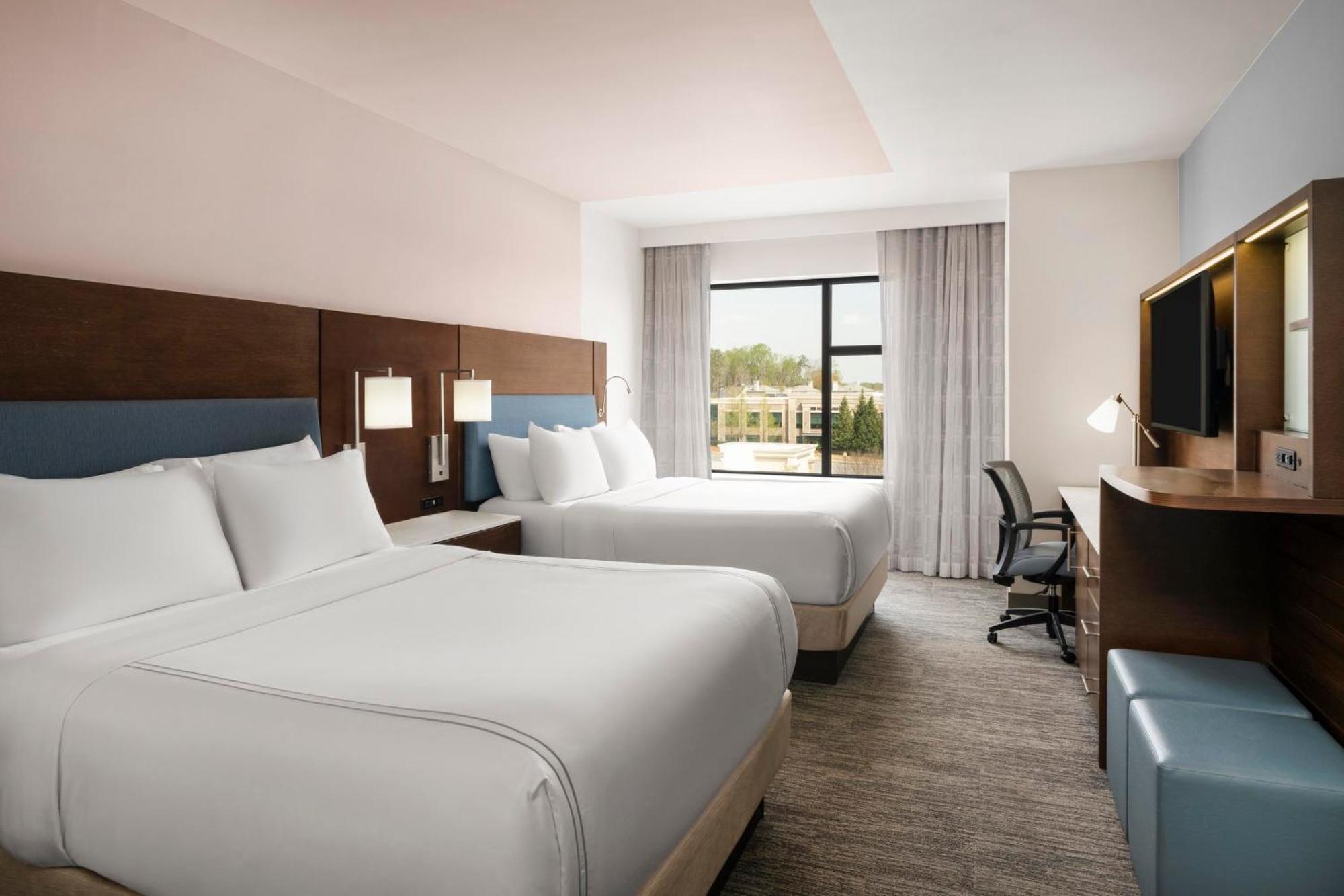 Standard Queen Room with Two Queen Beds