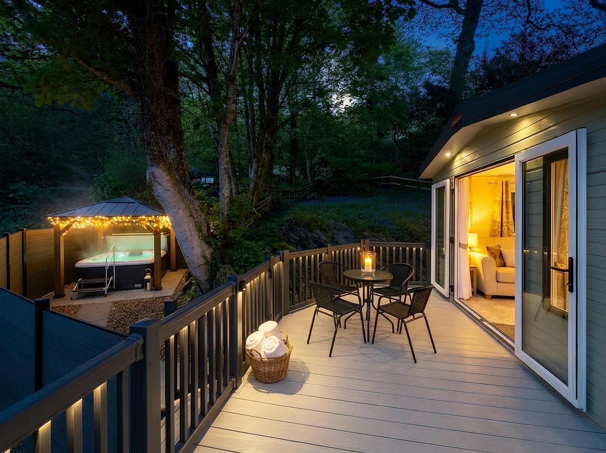 Signature Spa With Hot Tub - No PETS