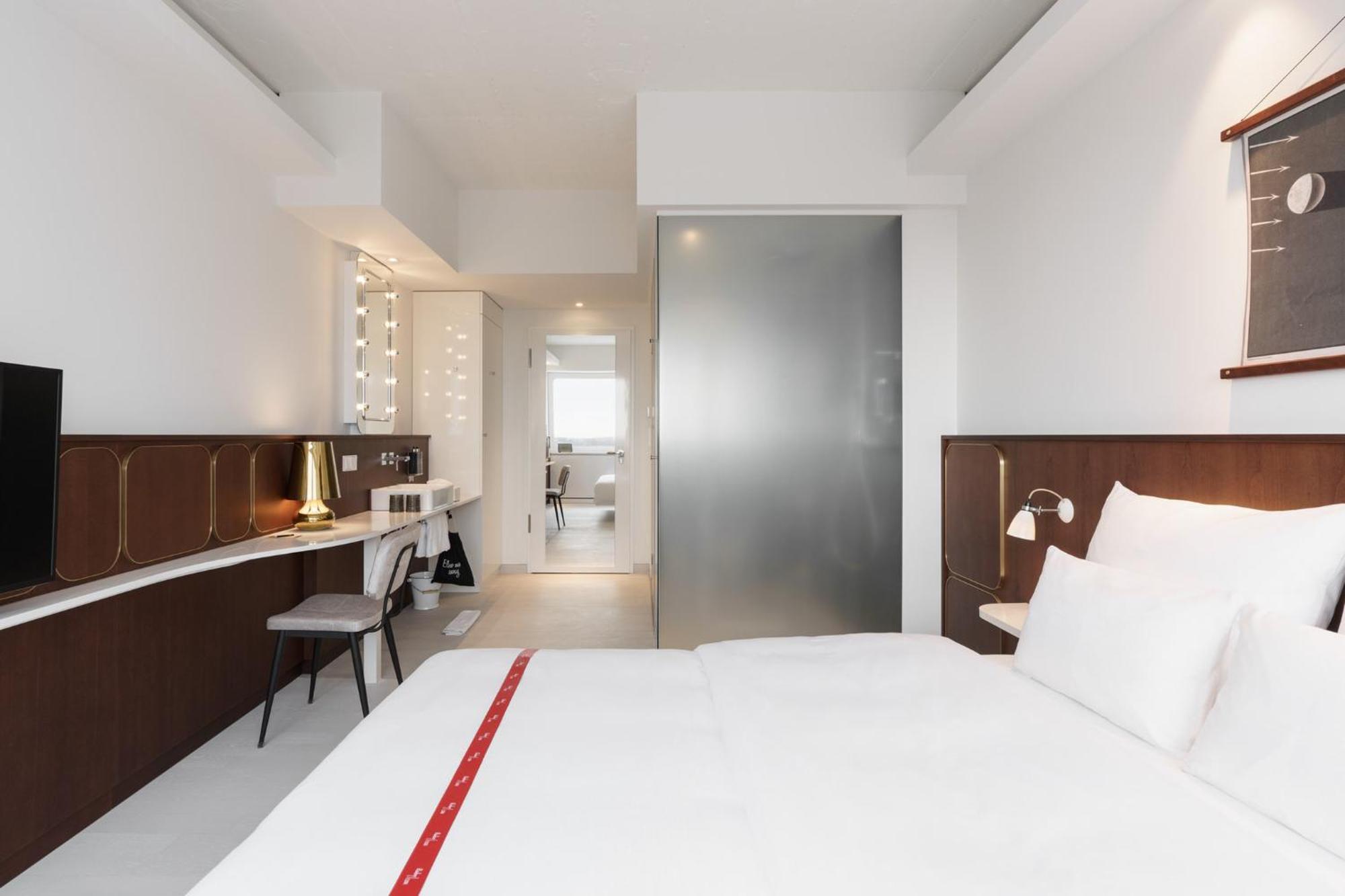 Wow Room