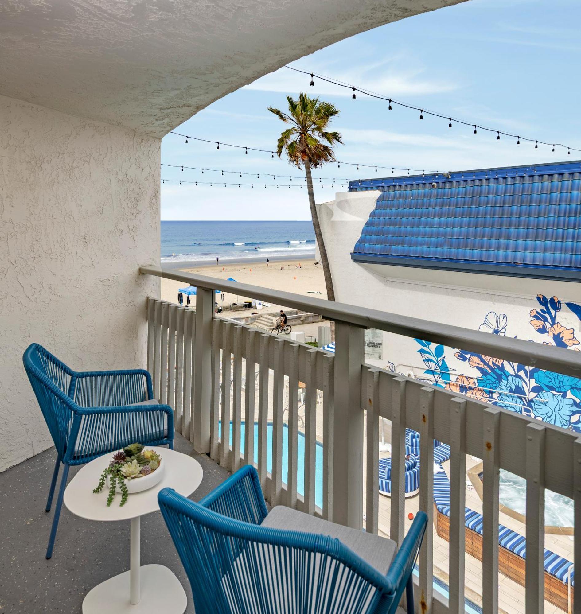 King Room Partial Ocean View