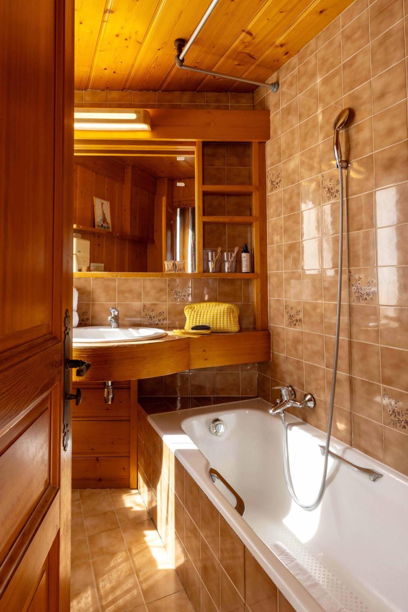 Double Room Mountain View