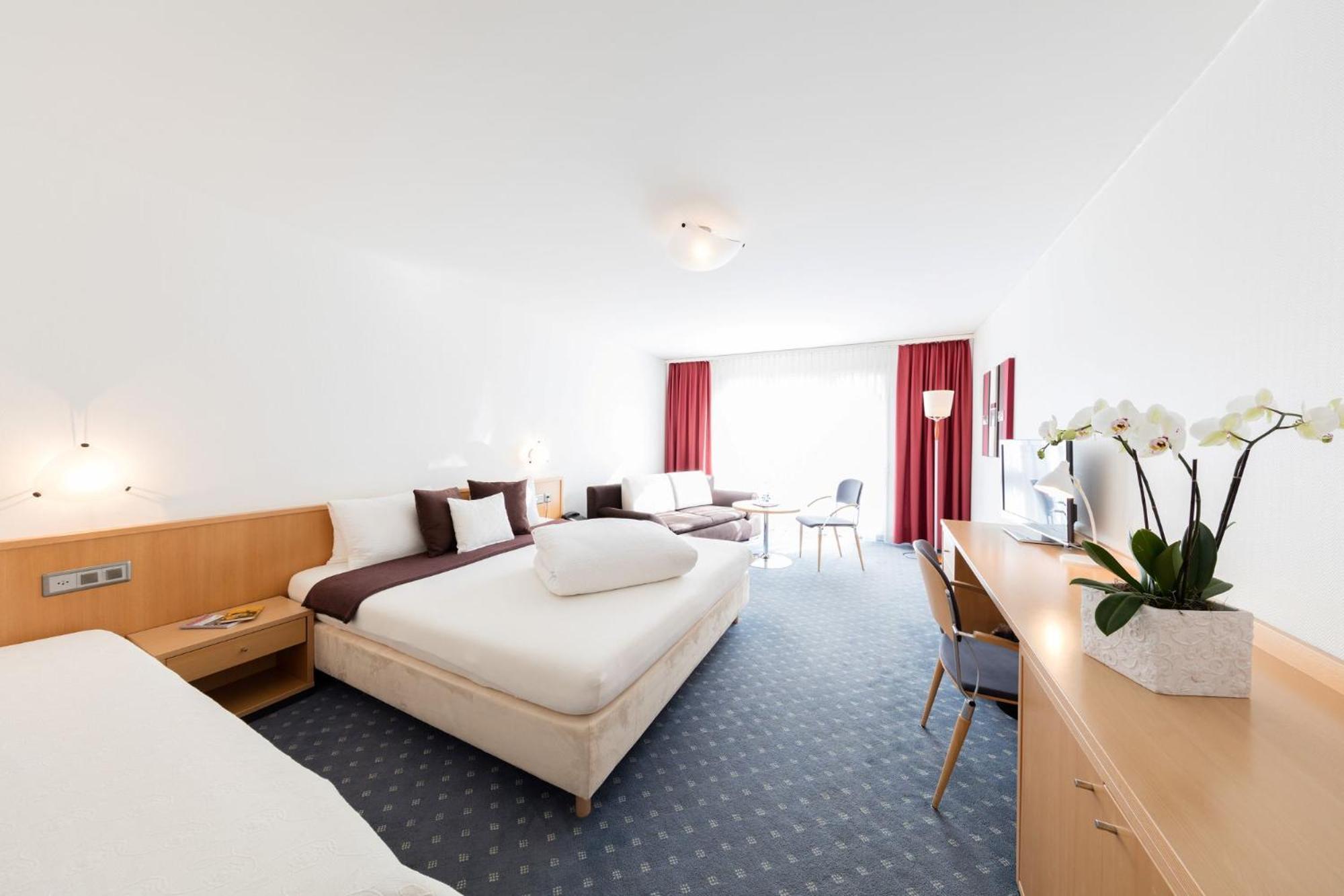 Large Double Room