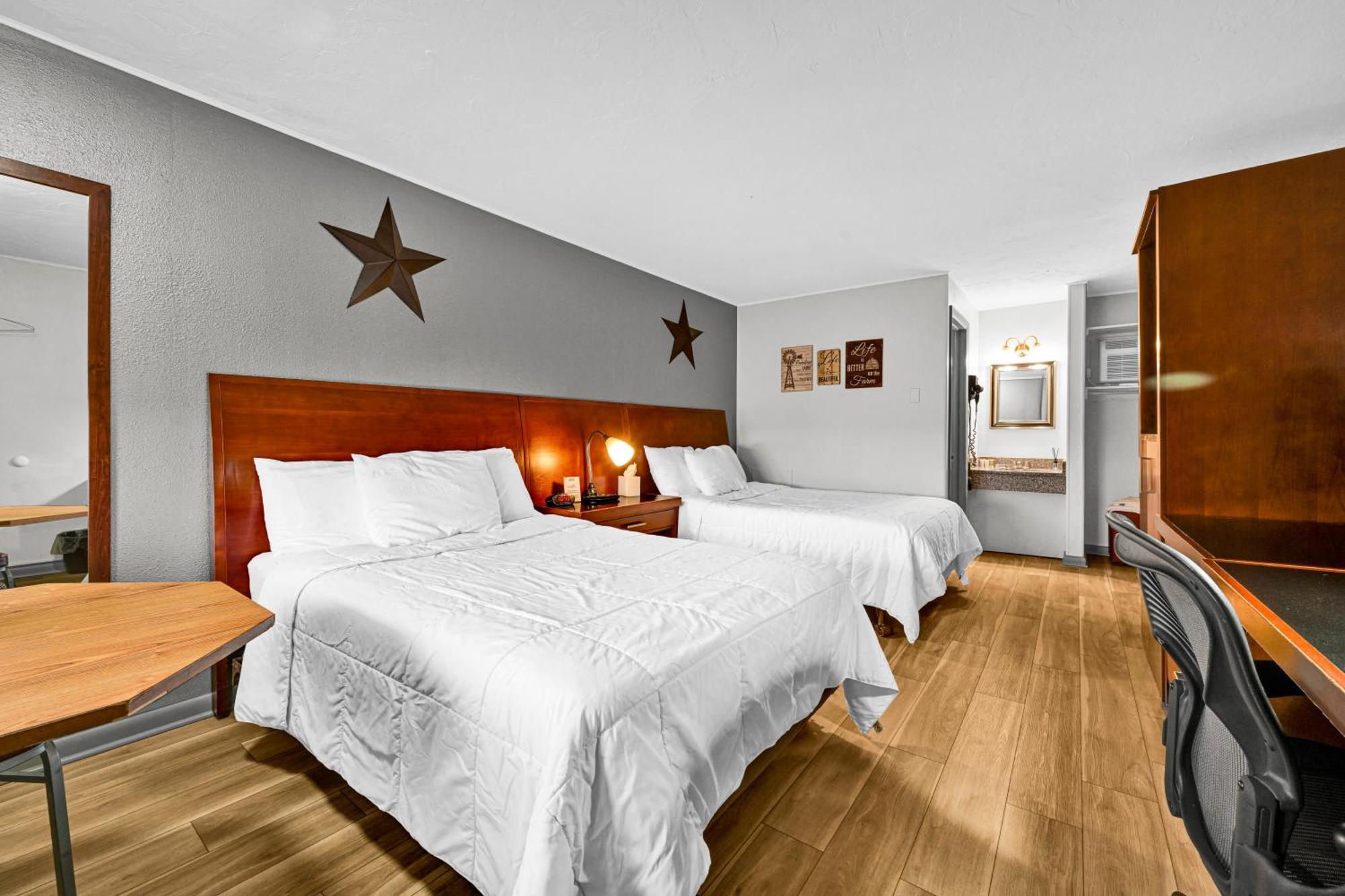 Double Room with Two Double Beds - Non-Smoking
