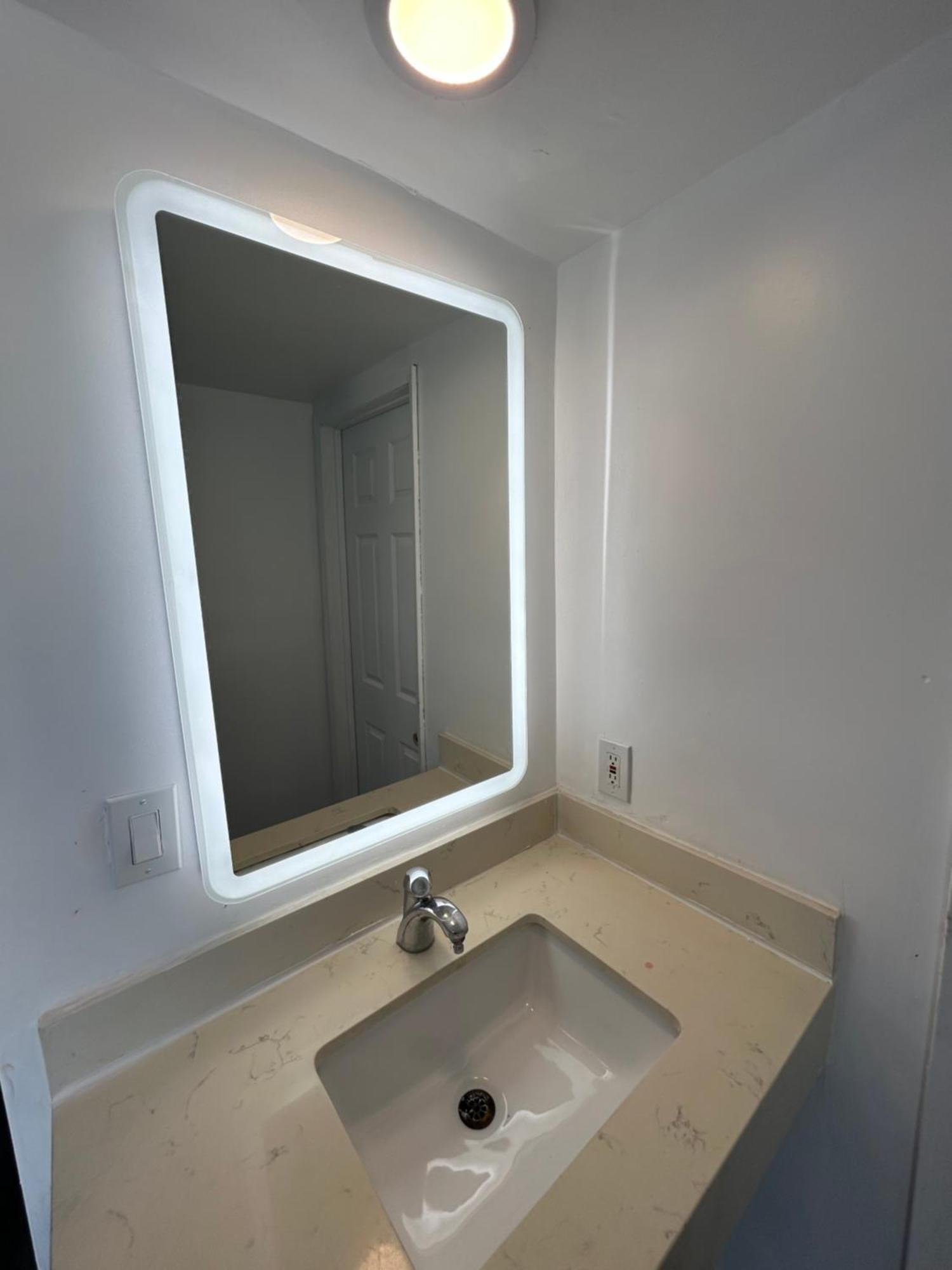 Deluxe Double or Twin Room City View