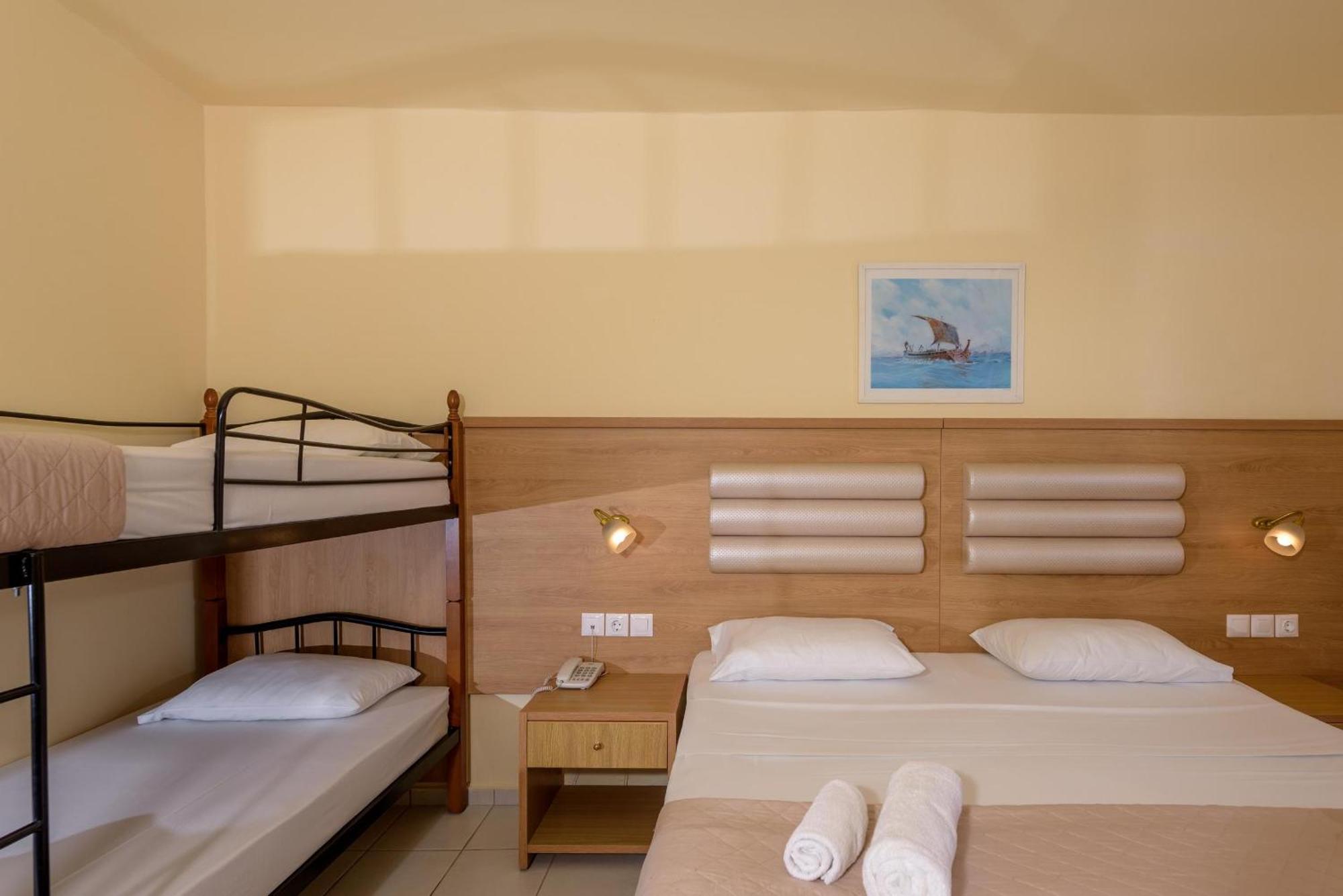 Quadruple Room with Garden View