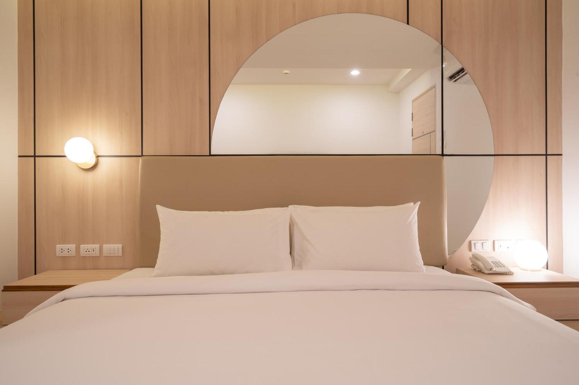 Standard Double Room -No Window,1766346875:JPEG