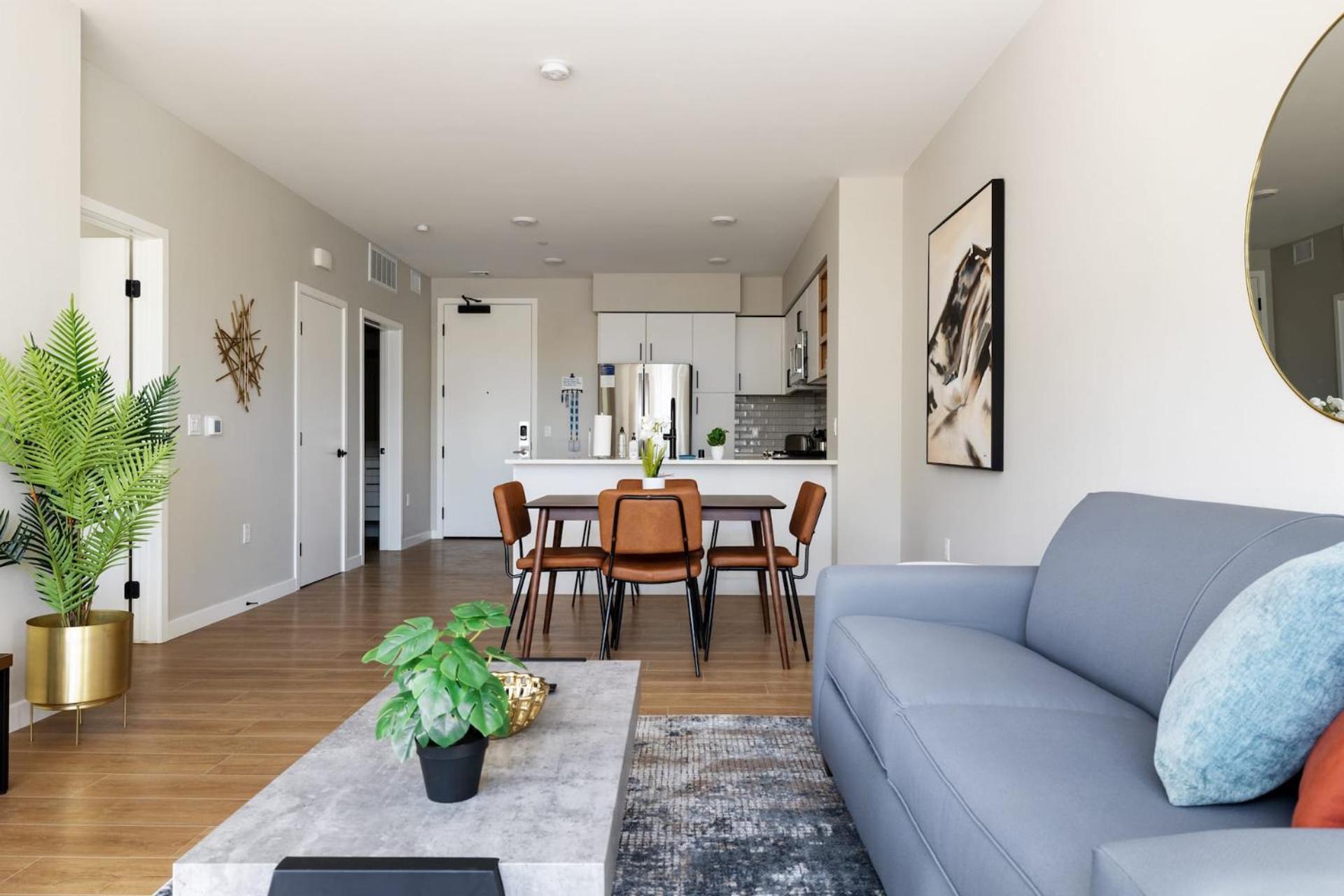 Apartment with Balcony (Self Check-in with Virtual Front Desk)