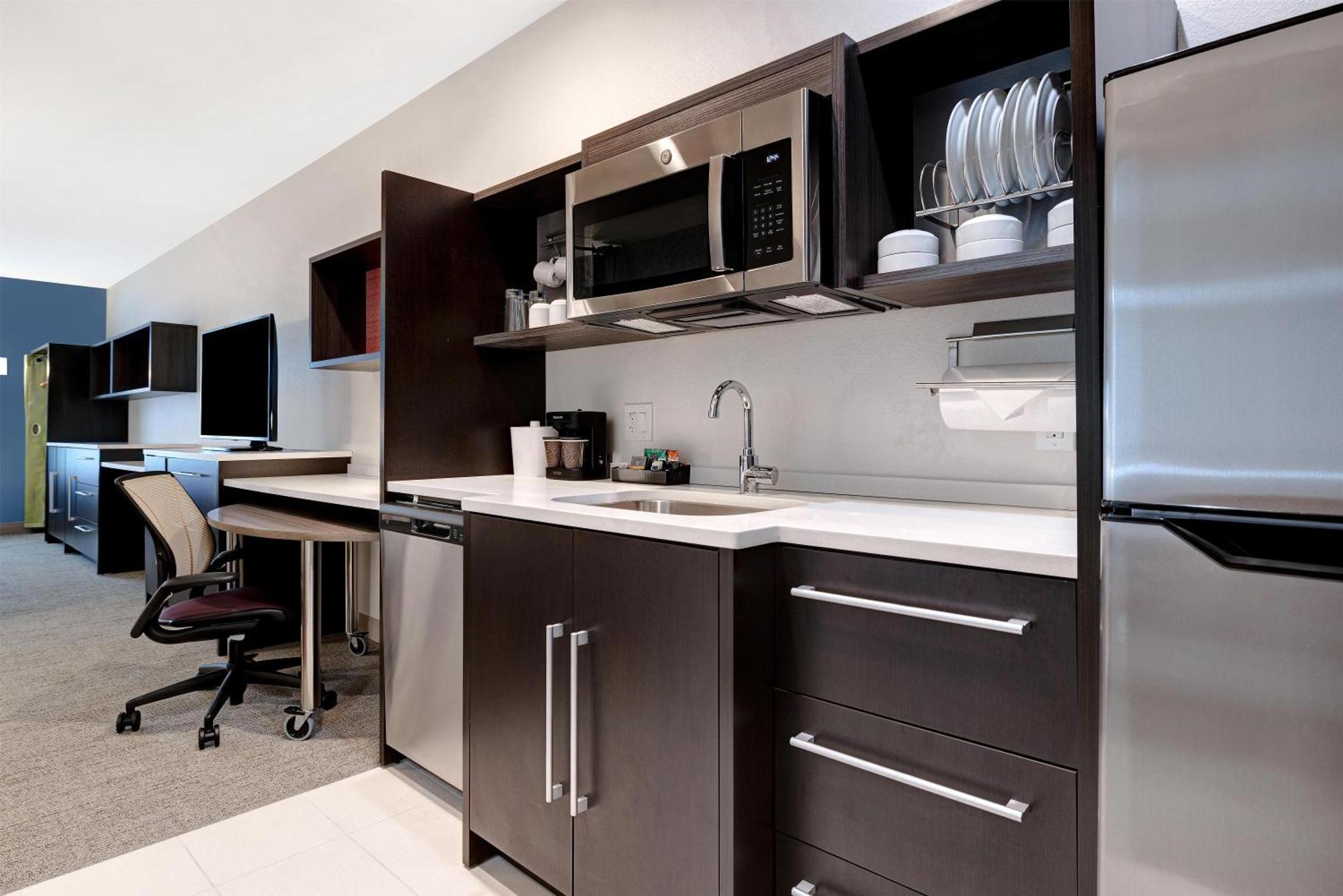 King Studio Suite