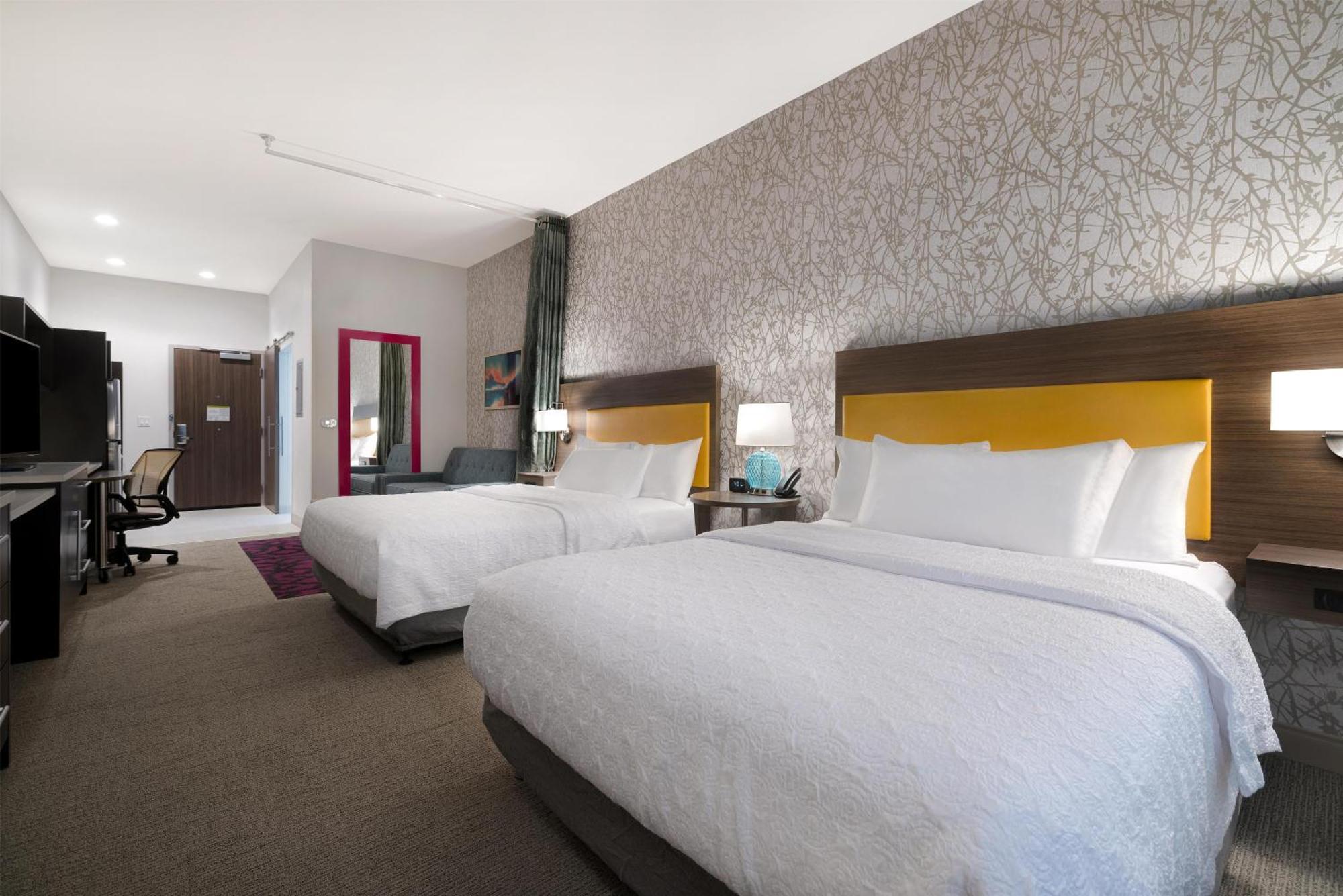 Studio Suite Two Queen Beds