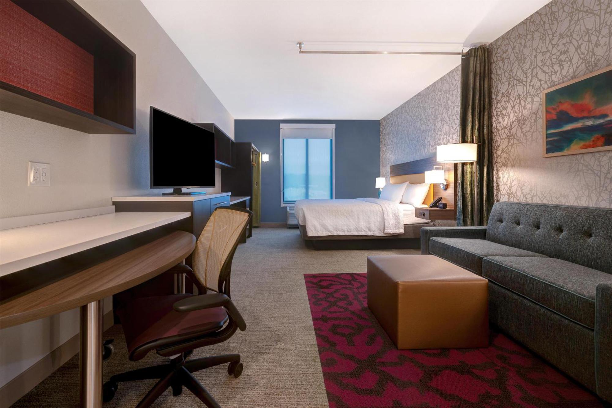King Studio Suite