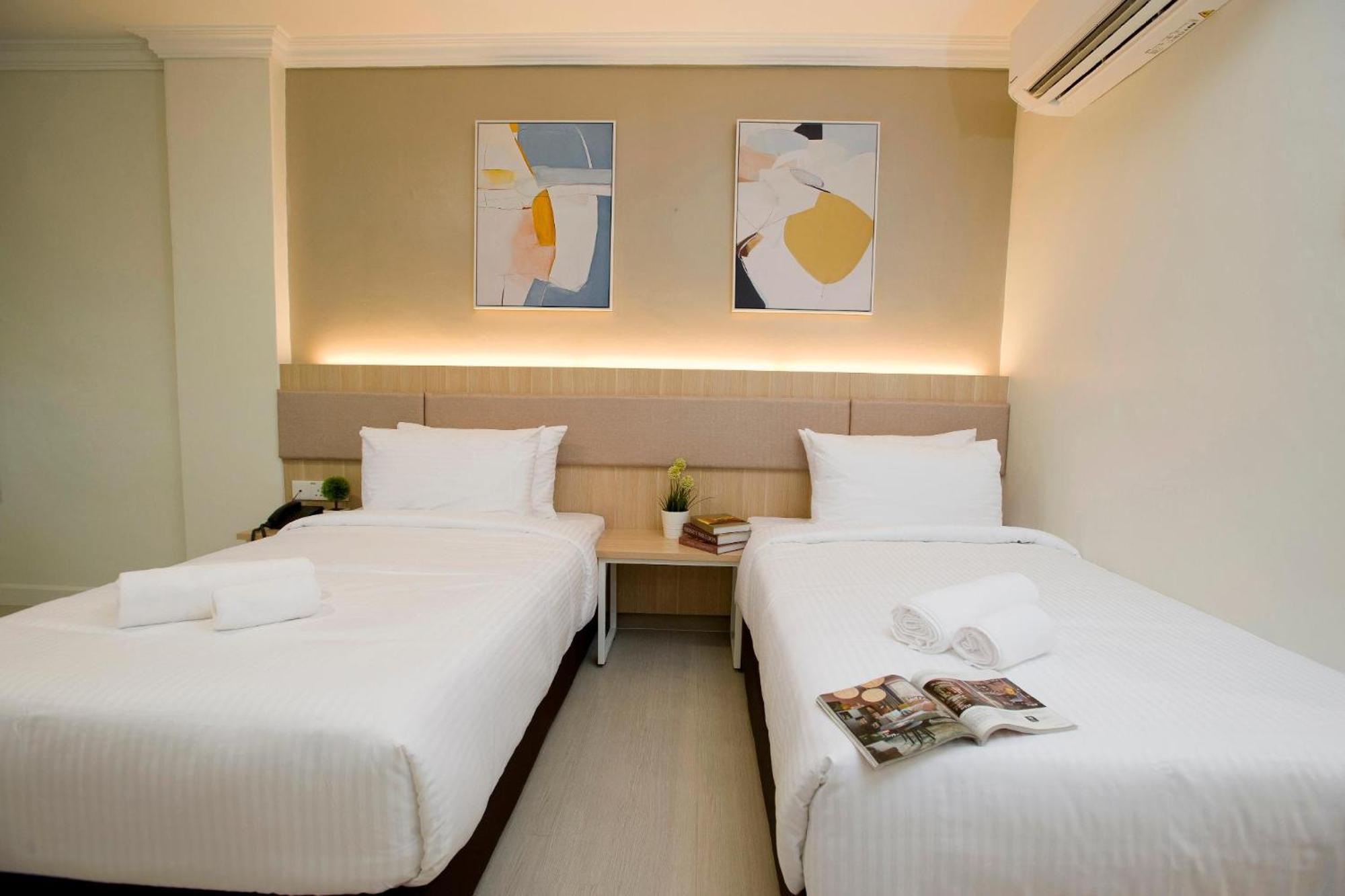 Deluxe Family Room