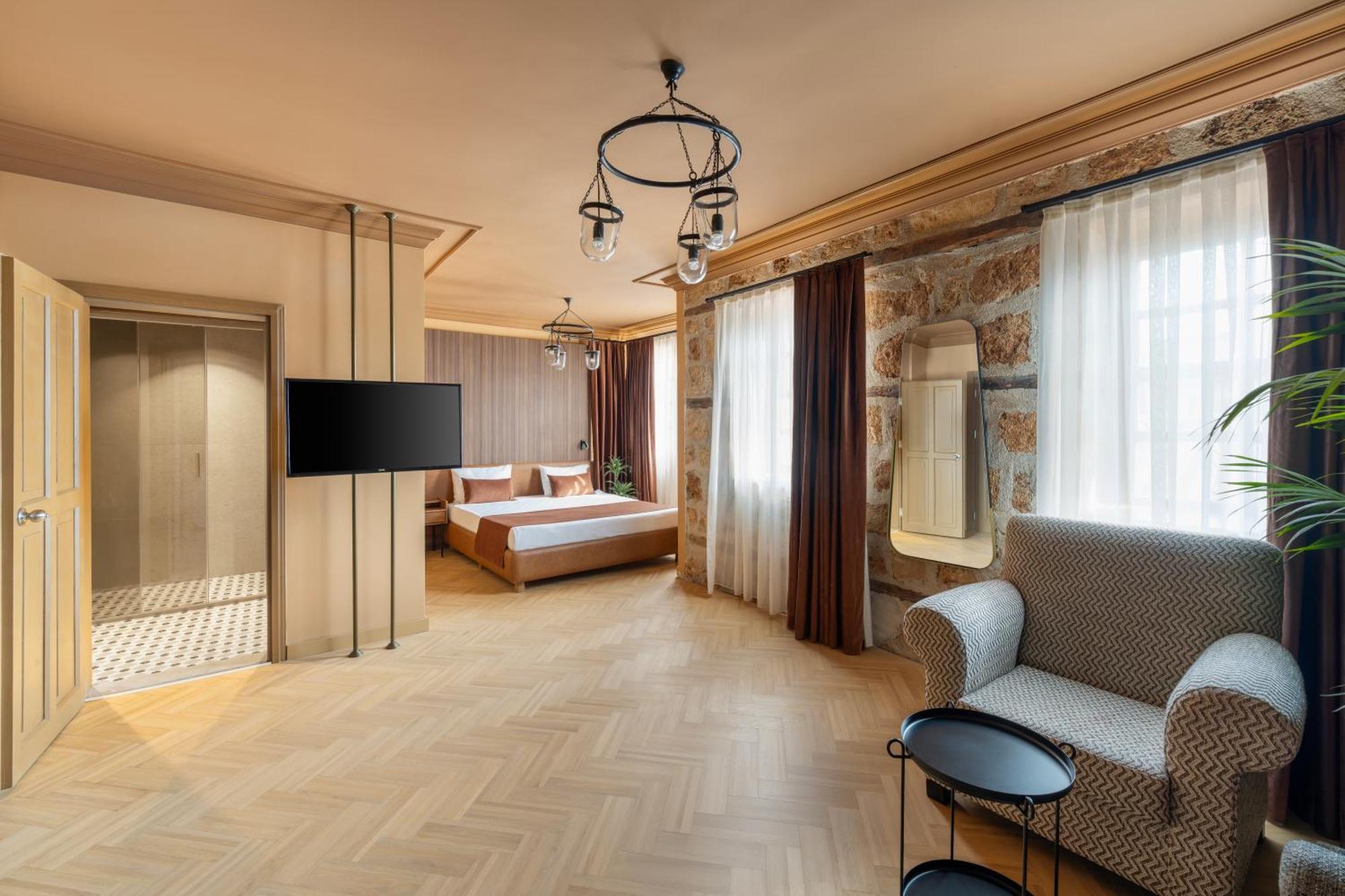 Superior Suite