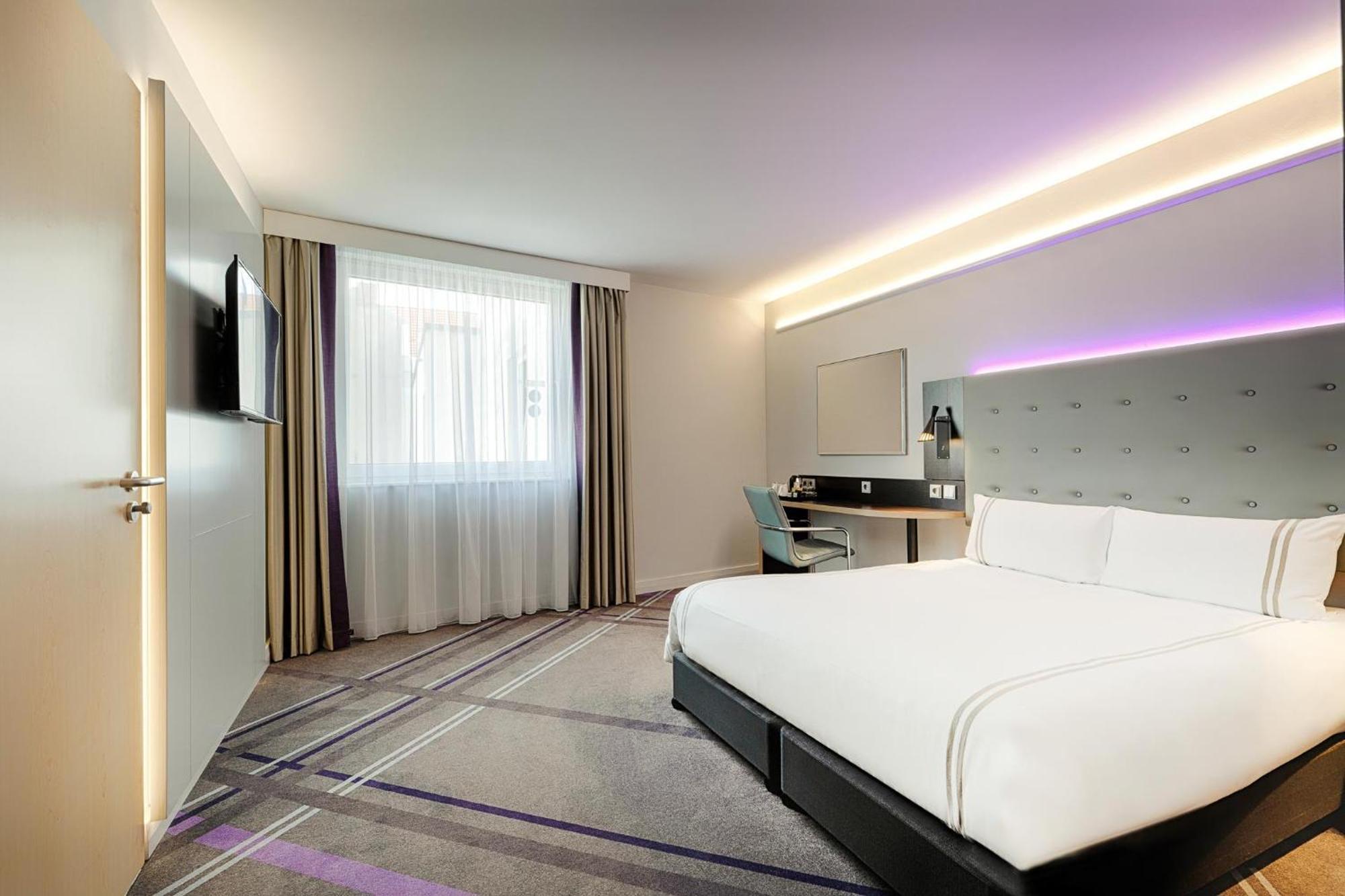 Double Room Disability Access w or walk shower,1767202960:JPEG