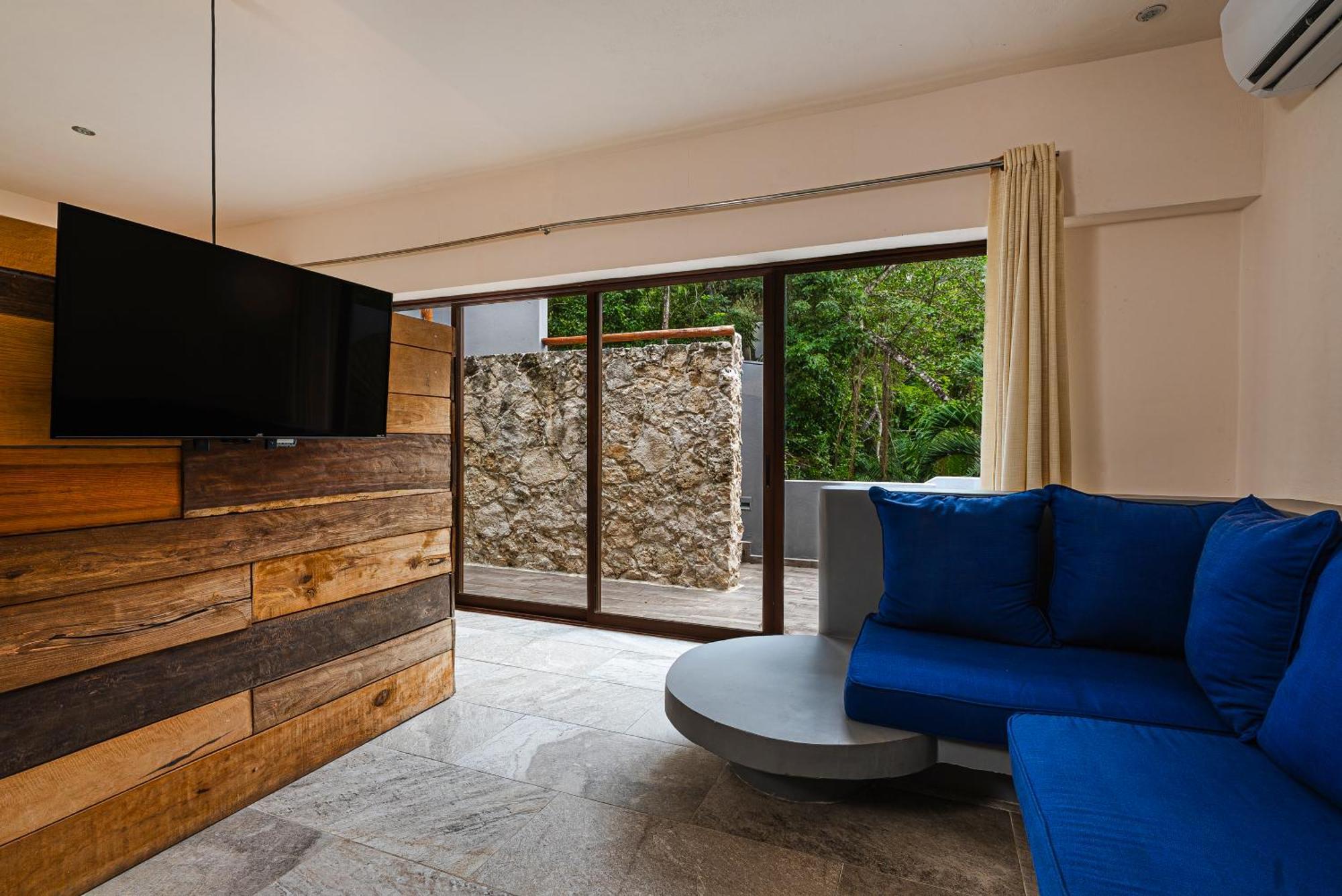 Studio Terrace