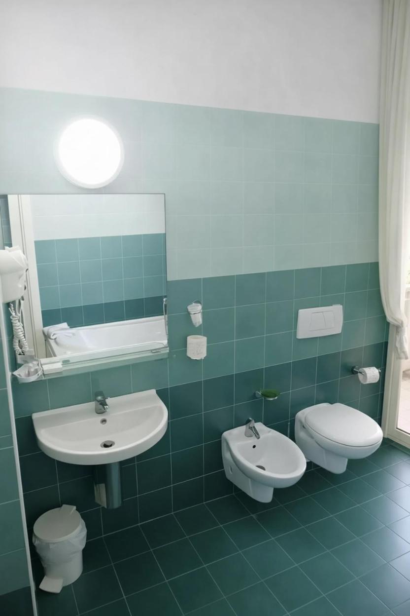Standard Triple Room,1767757568:JPEG