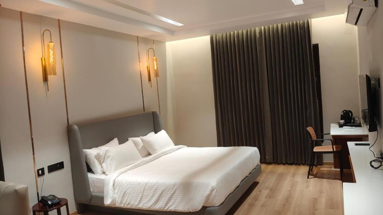 Superior Queen Room