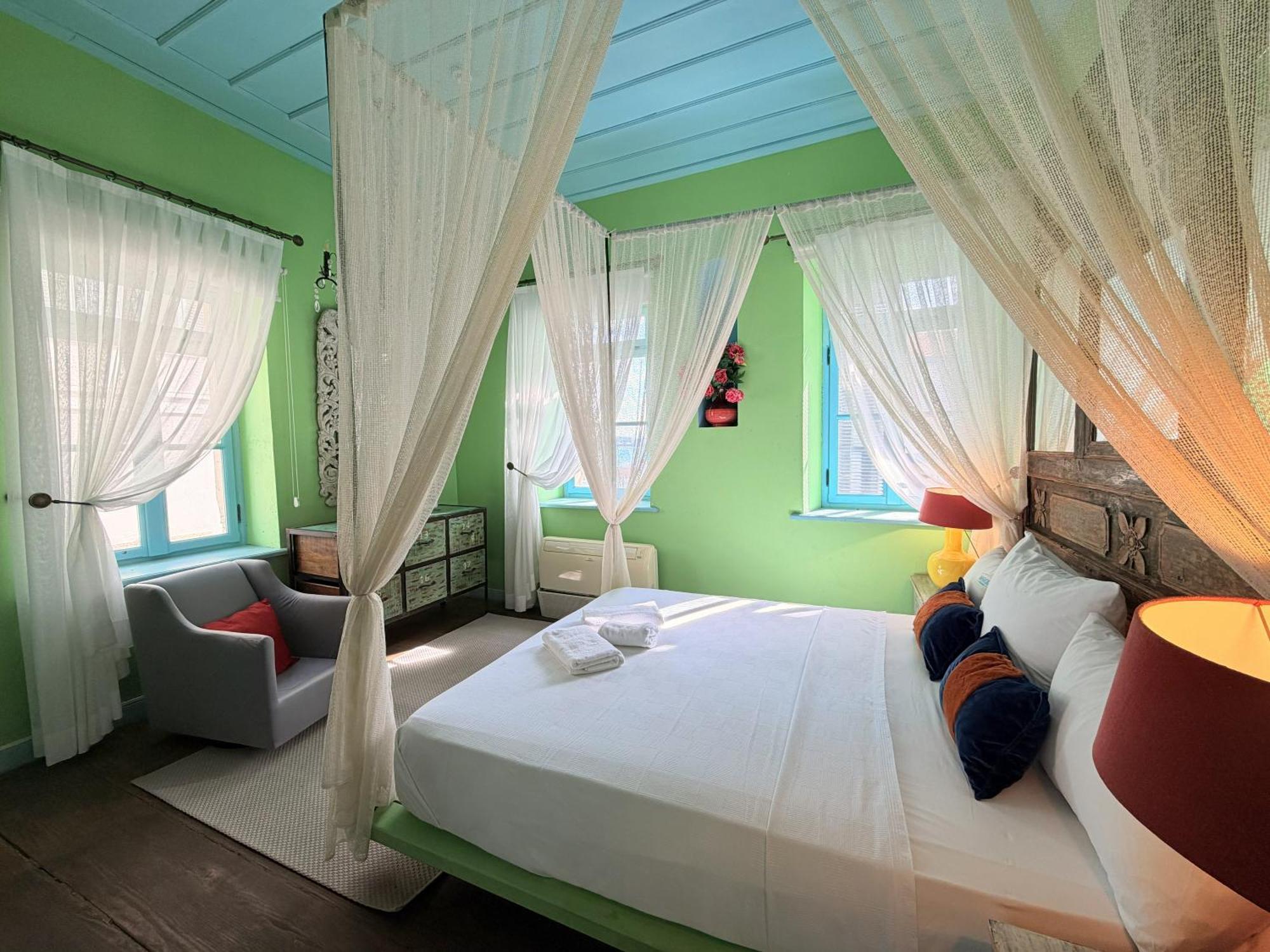 Double Room,1767879220:JPEG