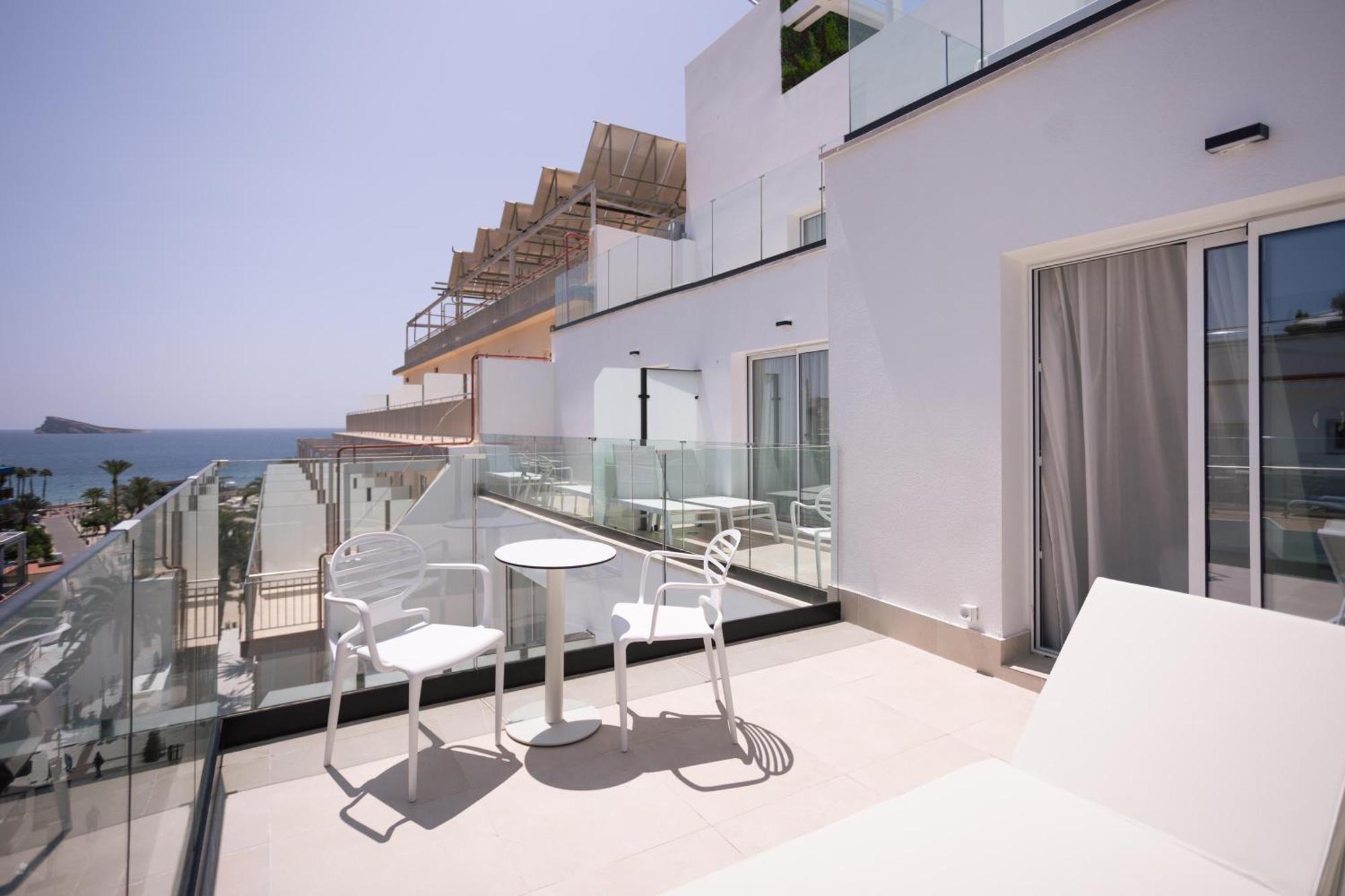Tweepersoonskamer met Terras