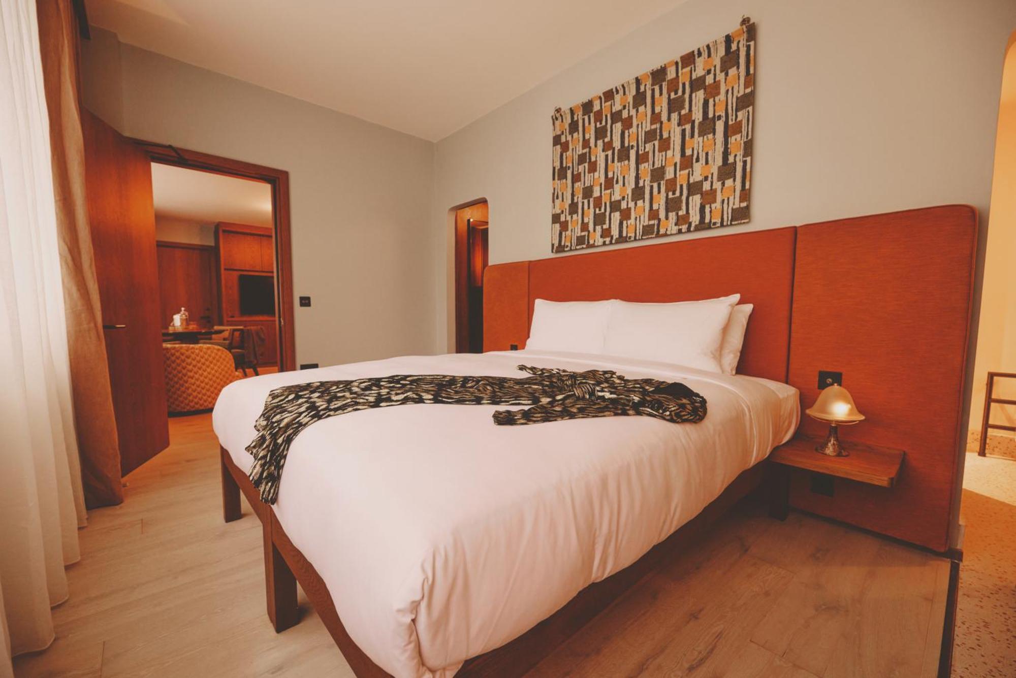 One-Bedroom Suite
