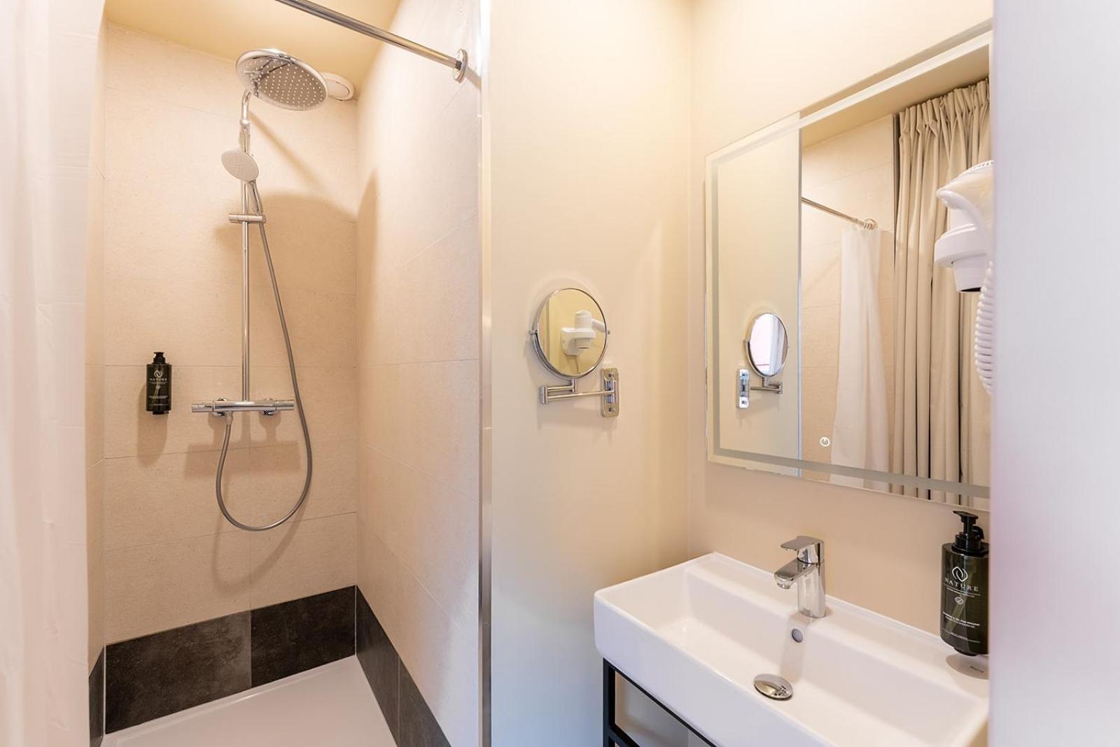 Budget Single Room