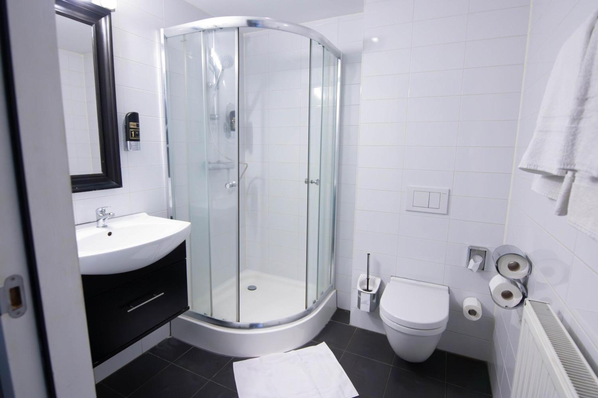 Deluxe Double or Twin Room with Balcony