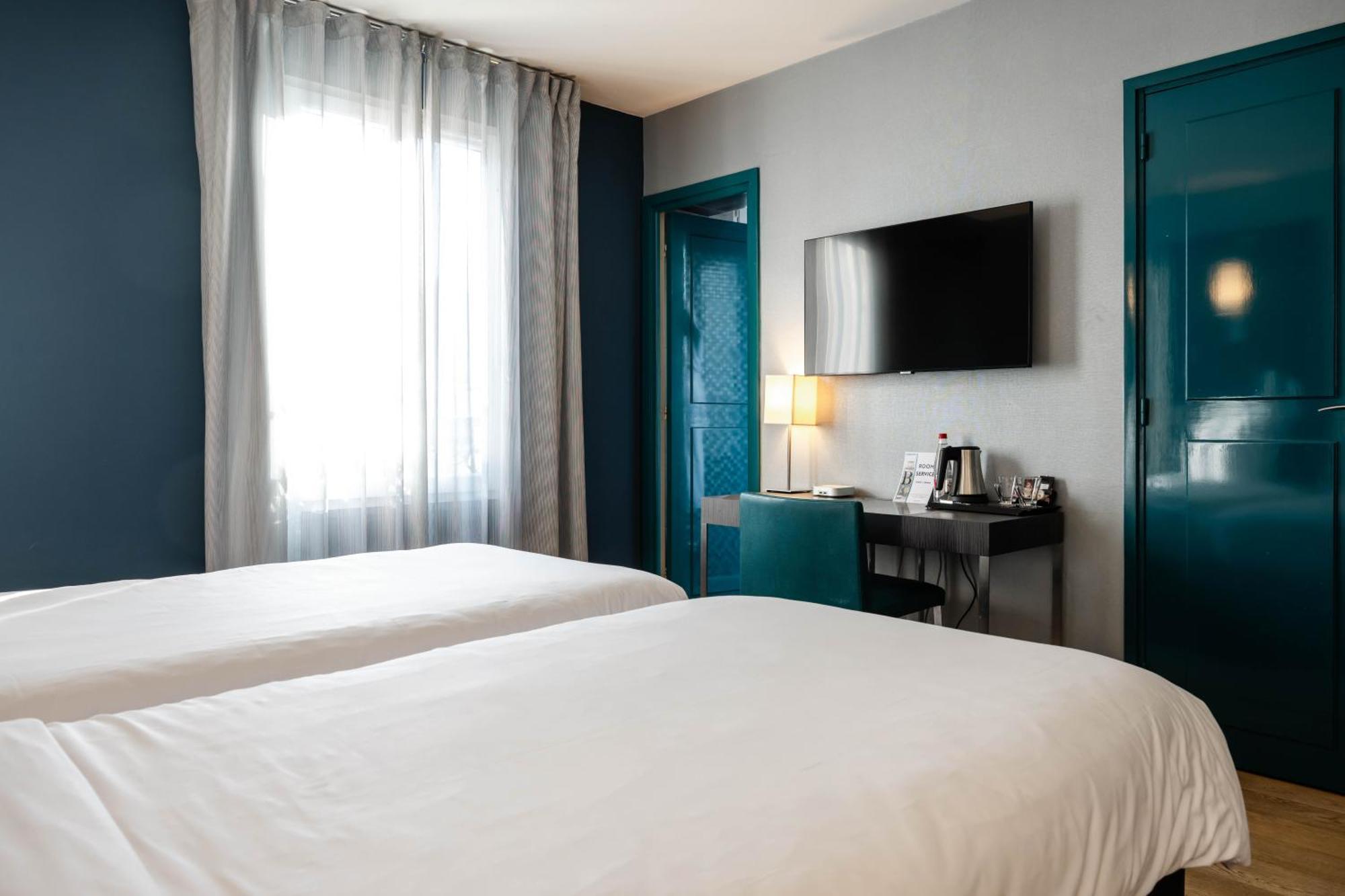 Twin Superior Room