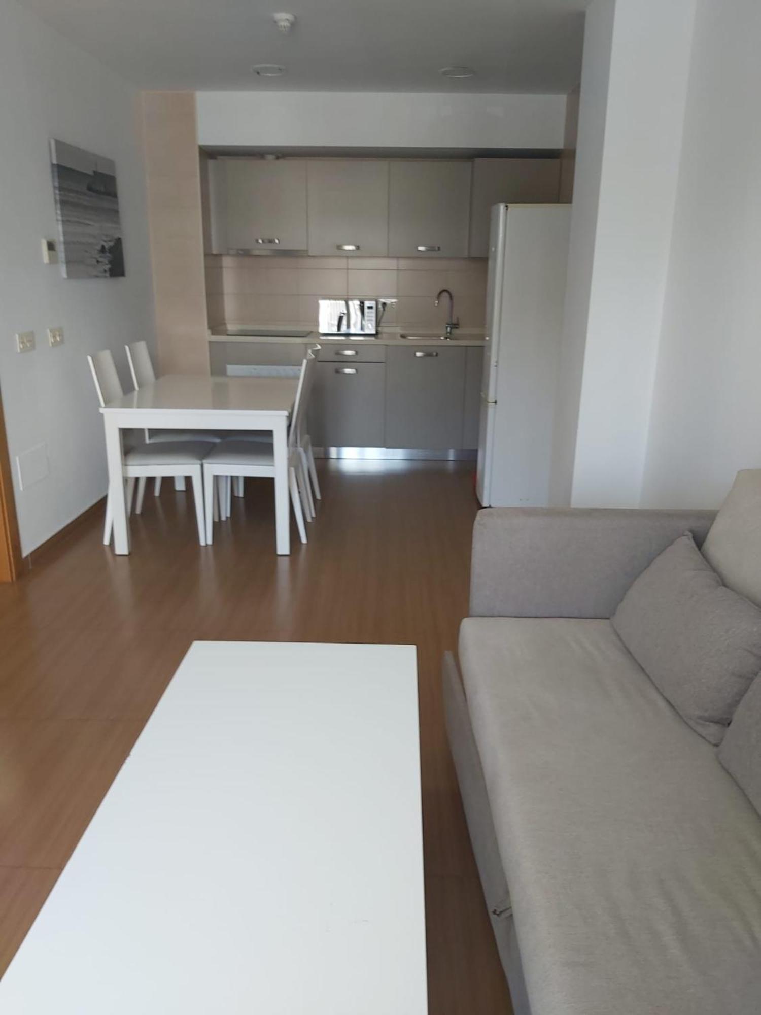 Two-Bedroom Apartment with Lateral Sea View