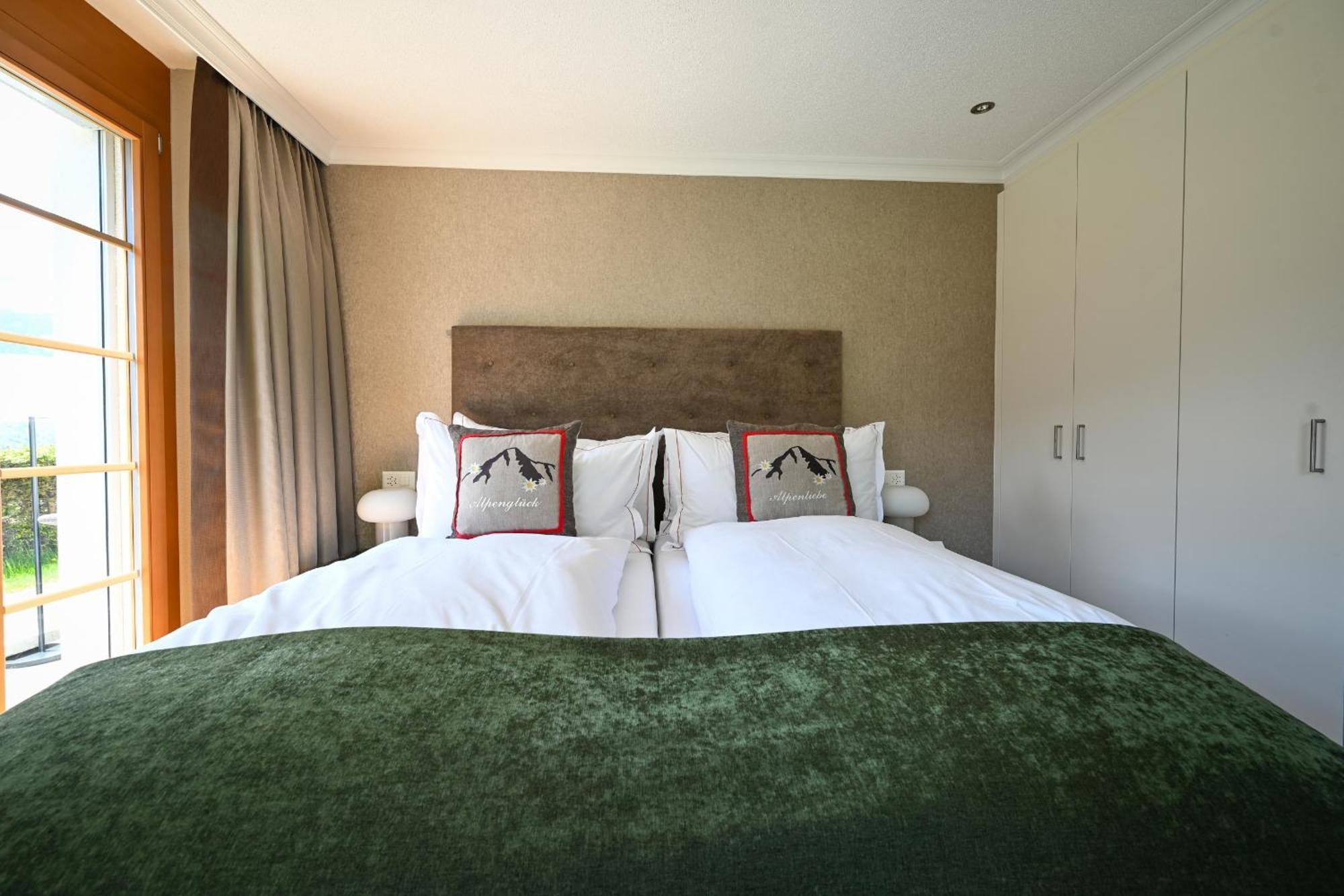 Superior Chalet