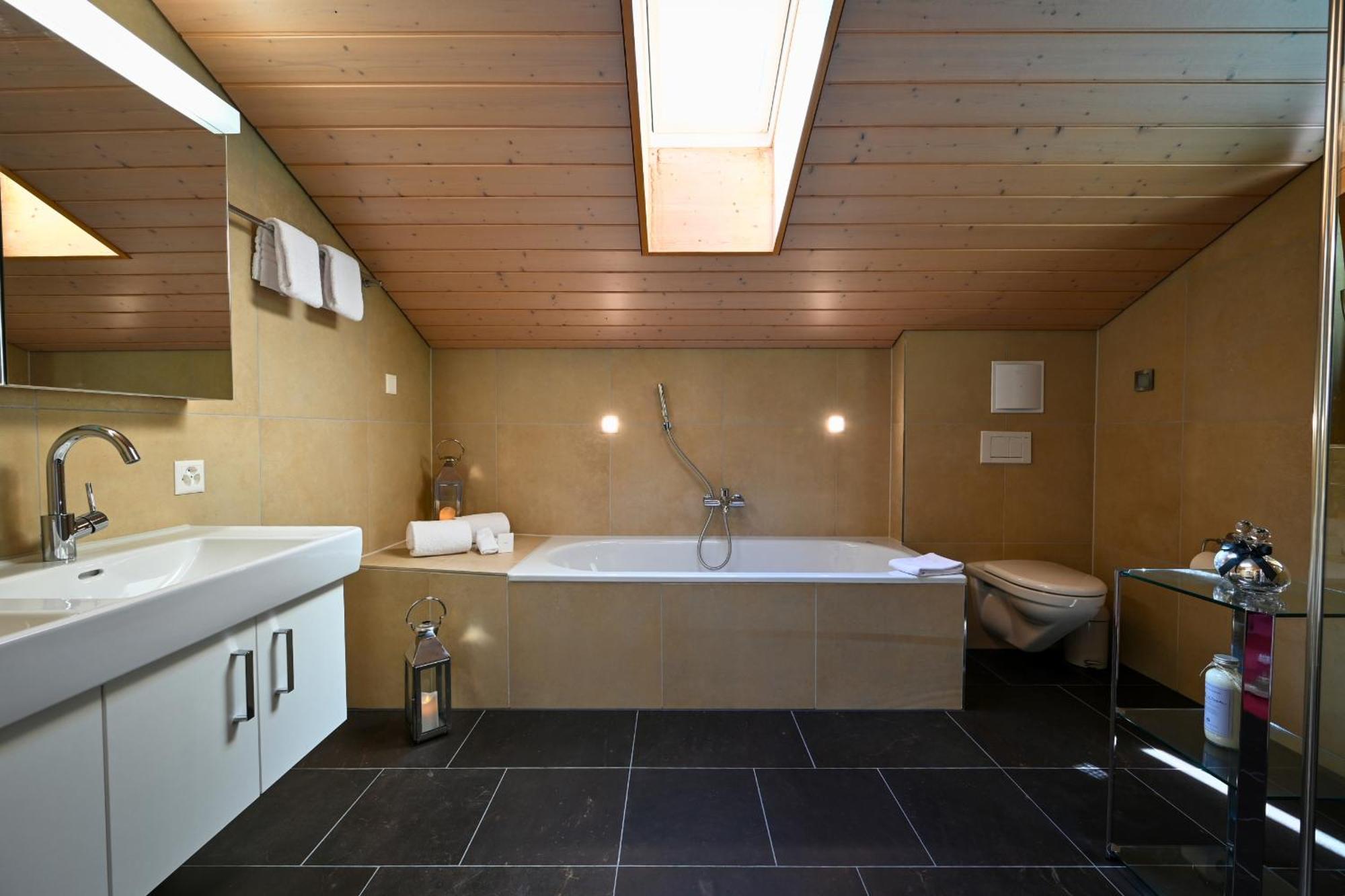 Superior Chalet