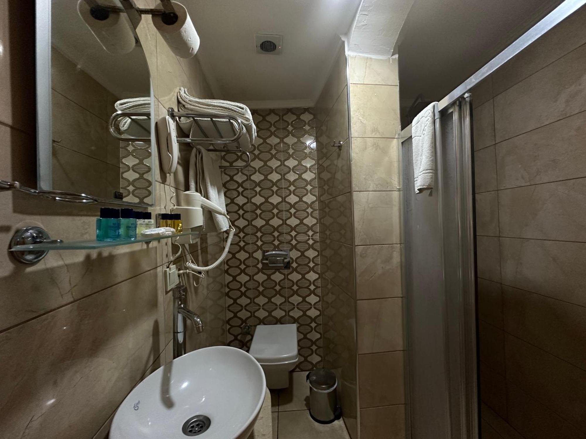 Standard Twin Room,1769503595:JPEG