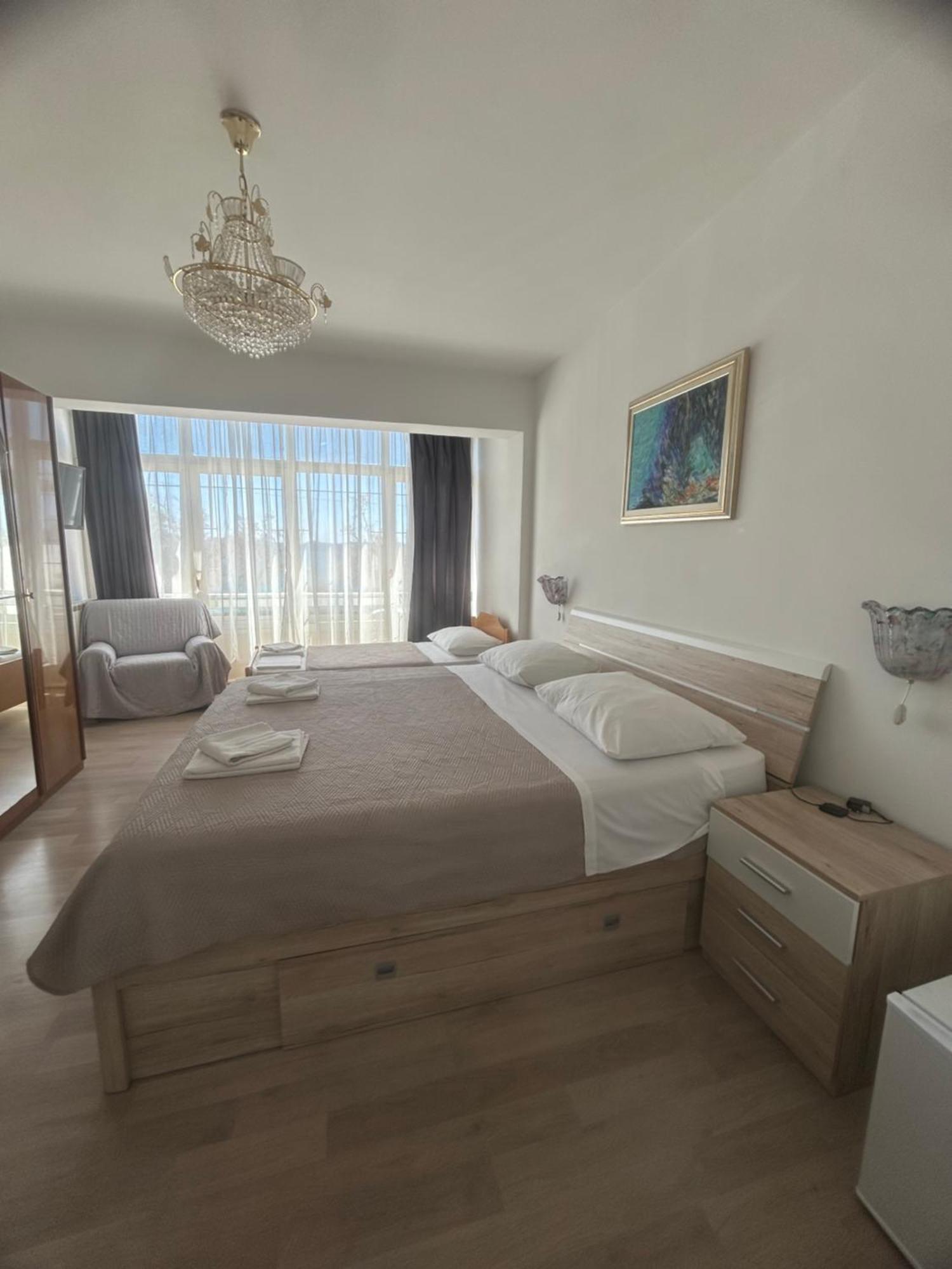 Standard Triple Room Sea View