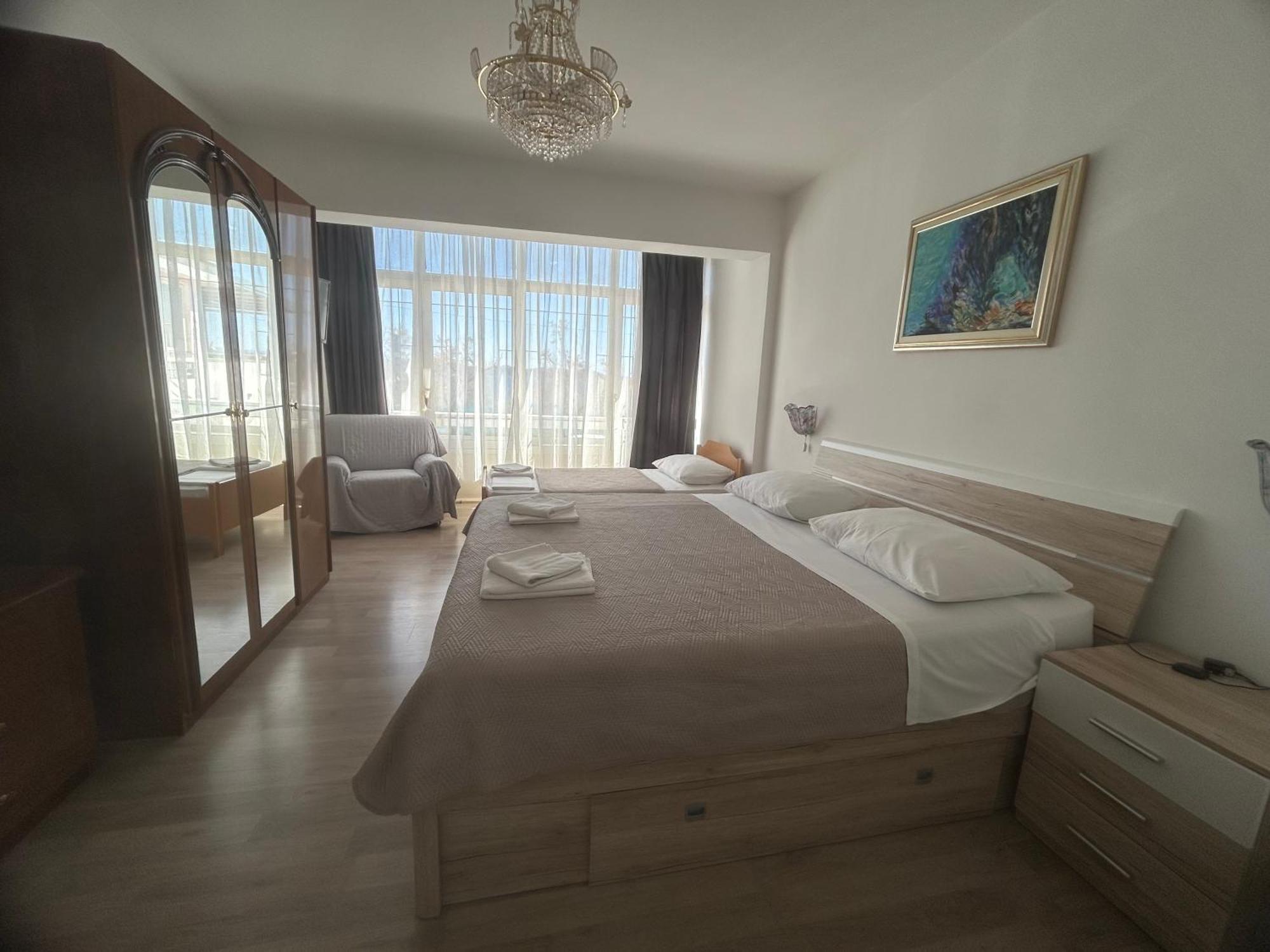 Standard Triple Room Sea View