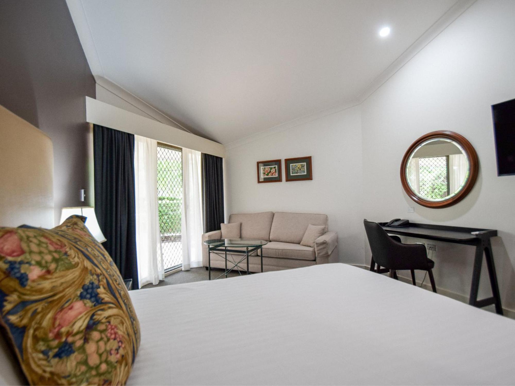Superior King Room