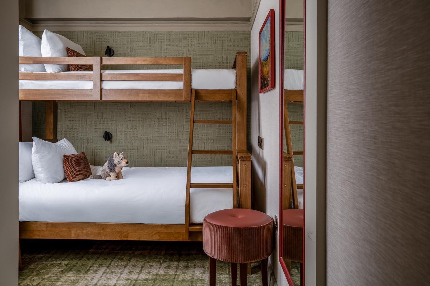 Family Double Room with Bunk Beds