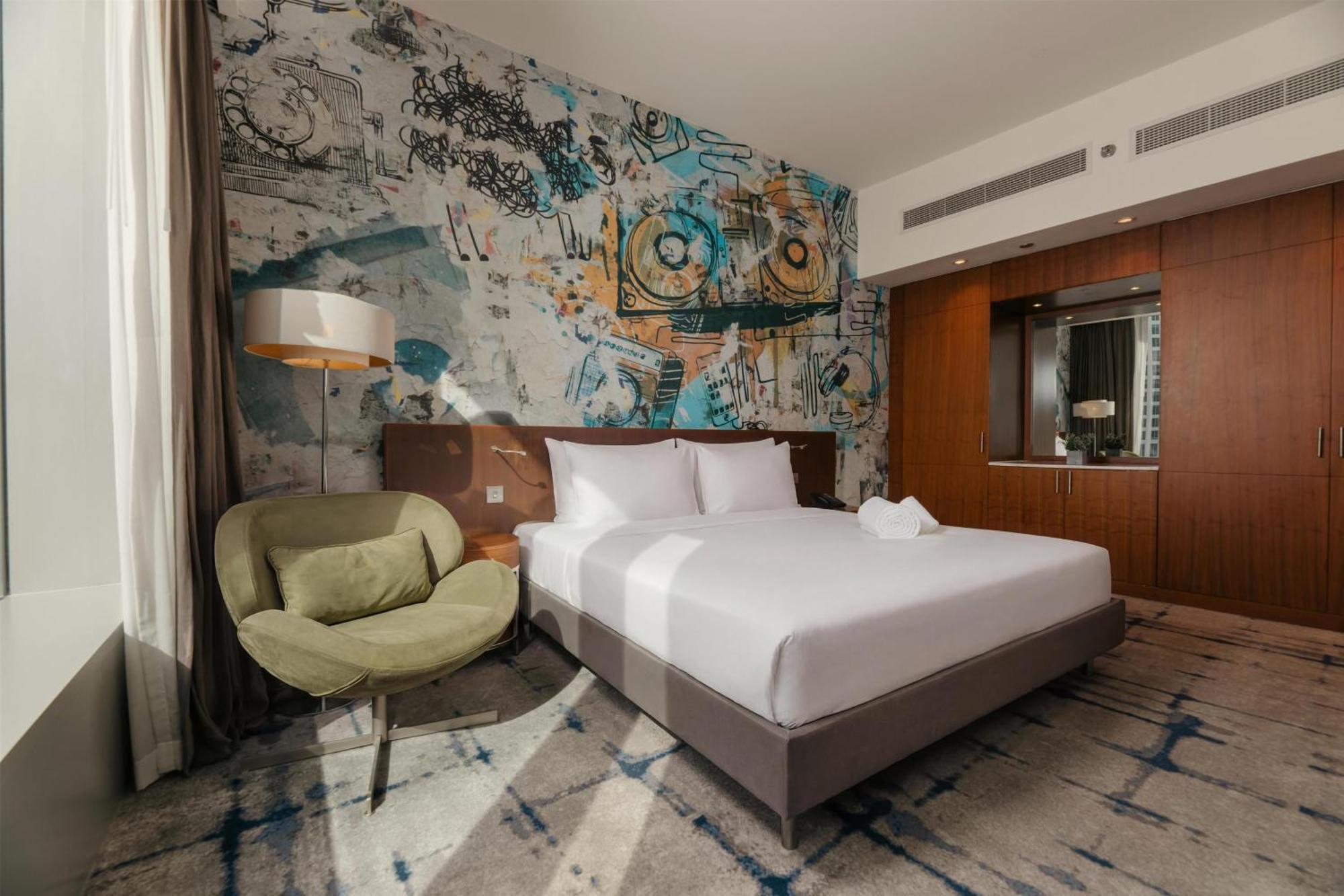 One-Bedroom Chill Out Suite - King