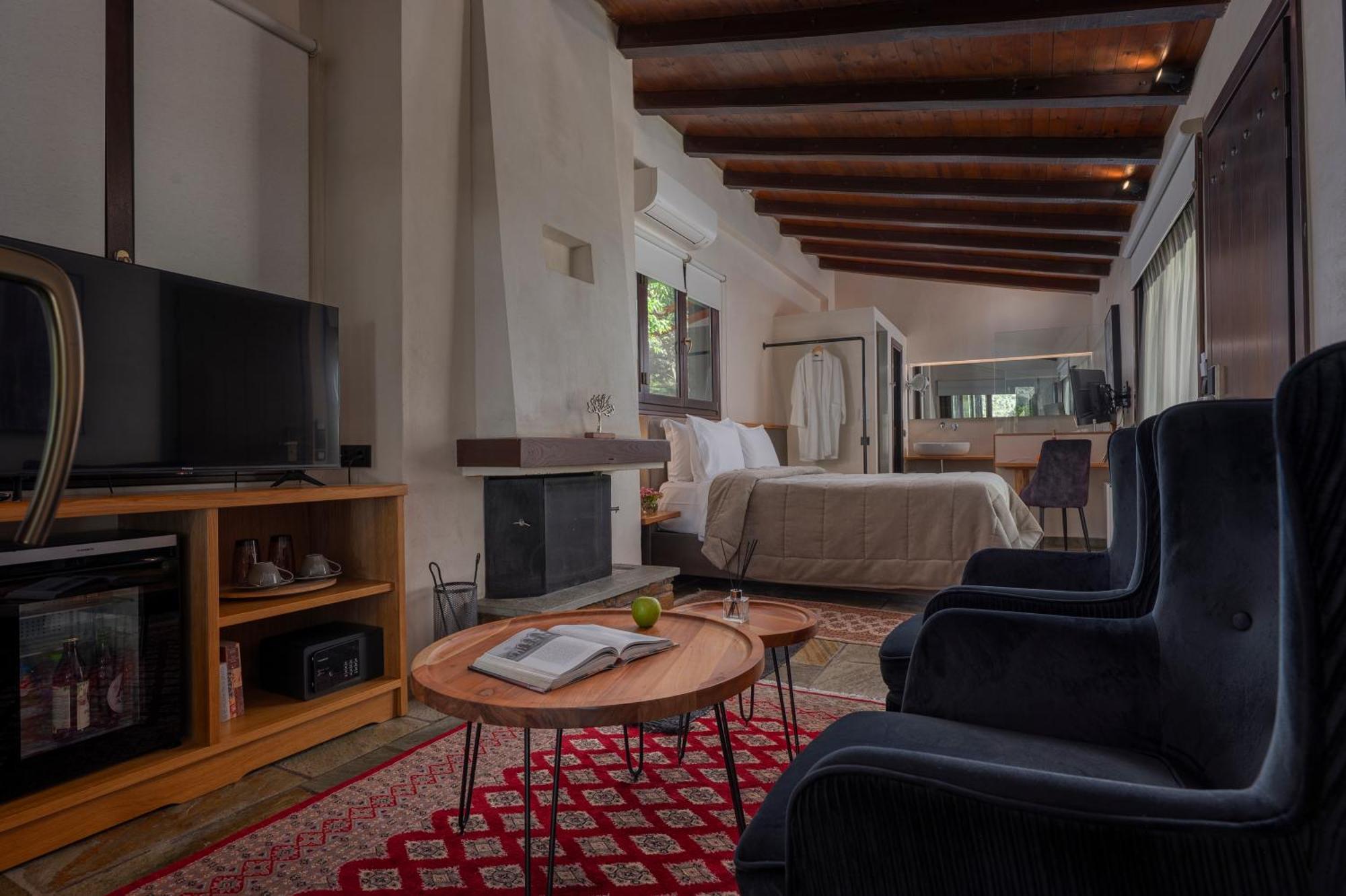 Executive Suite with Private Pool