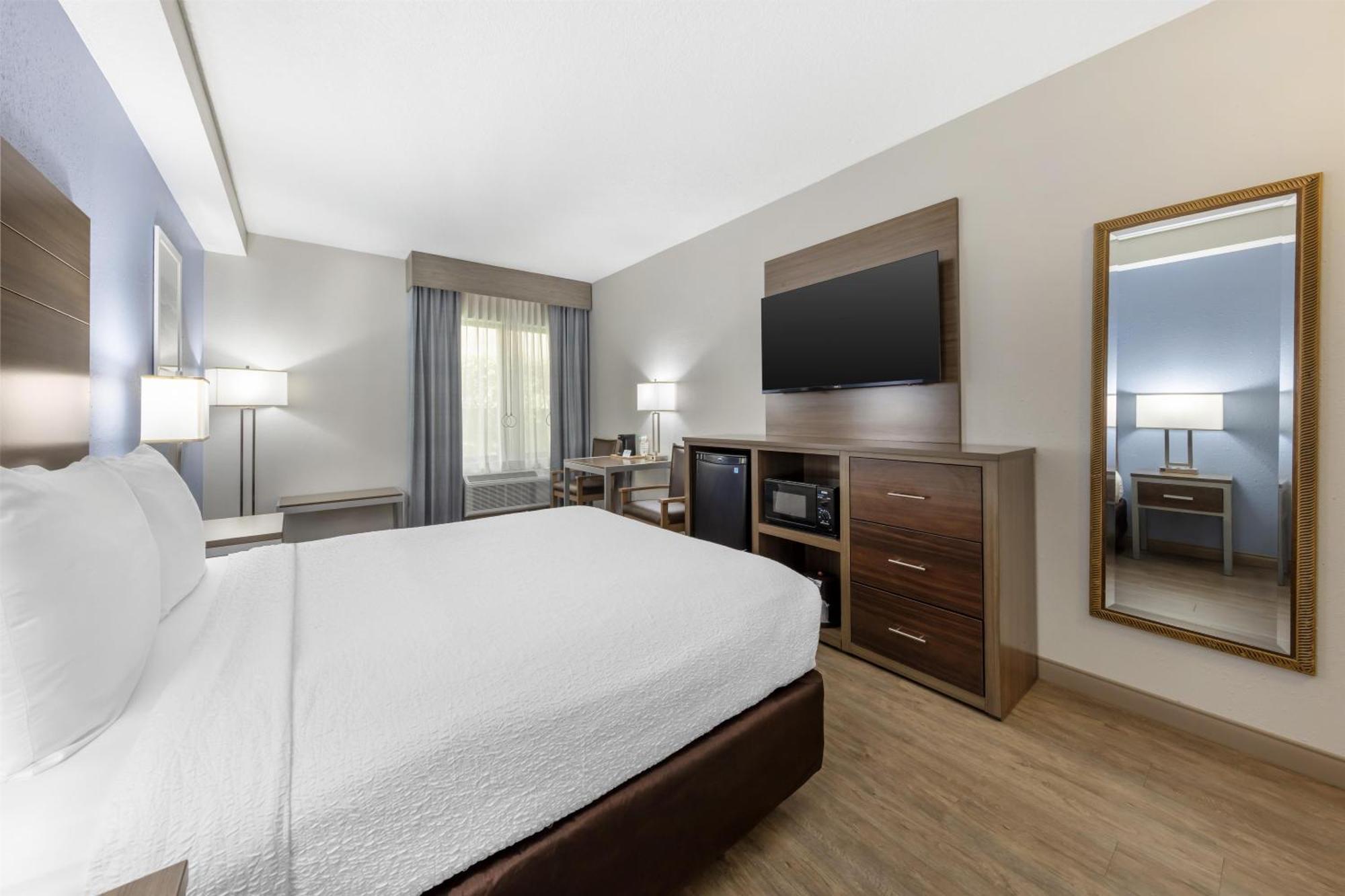 Quarto Queen com Banheira - Acesso para Hóspedes com Mobilidade Reduzida/Não-fumantes