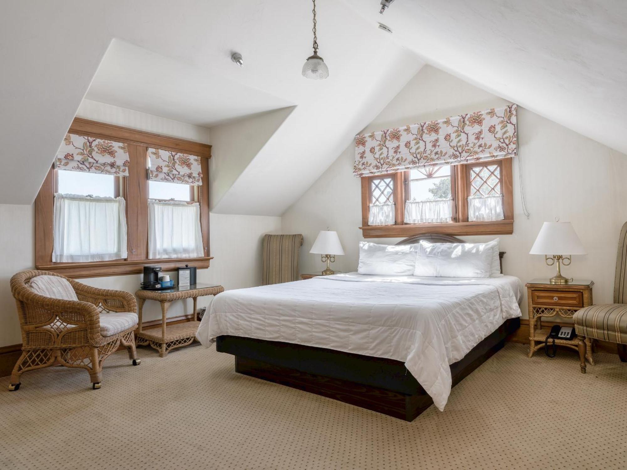 Superior King Room