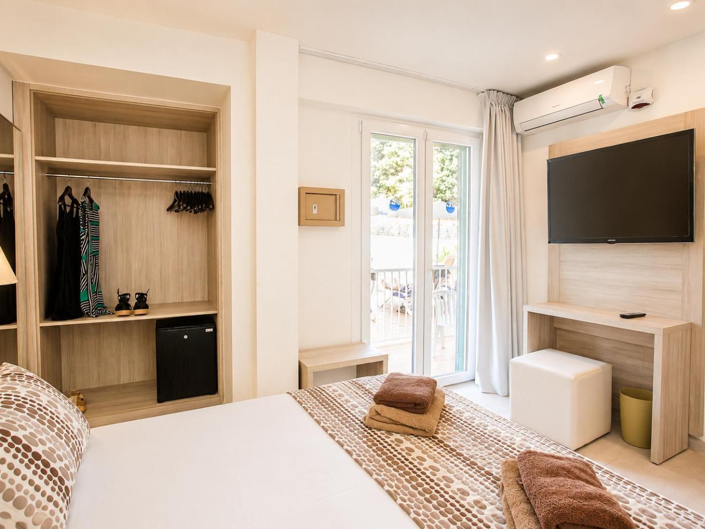 Double or Twin Room Pool View