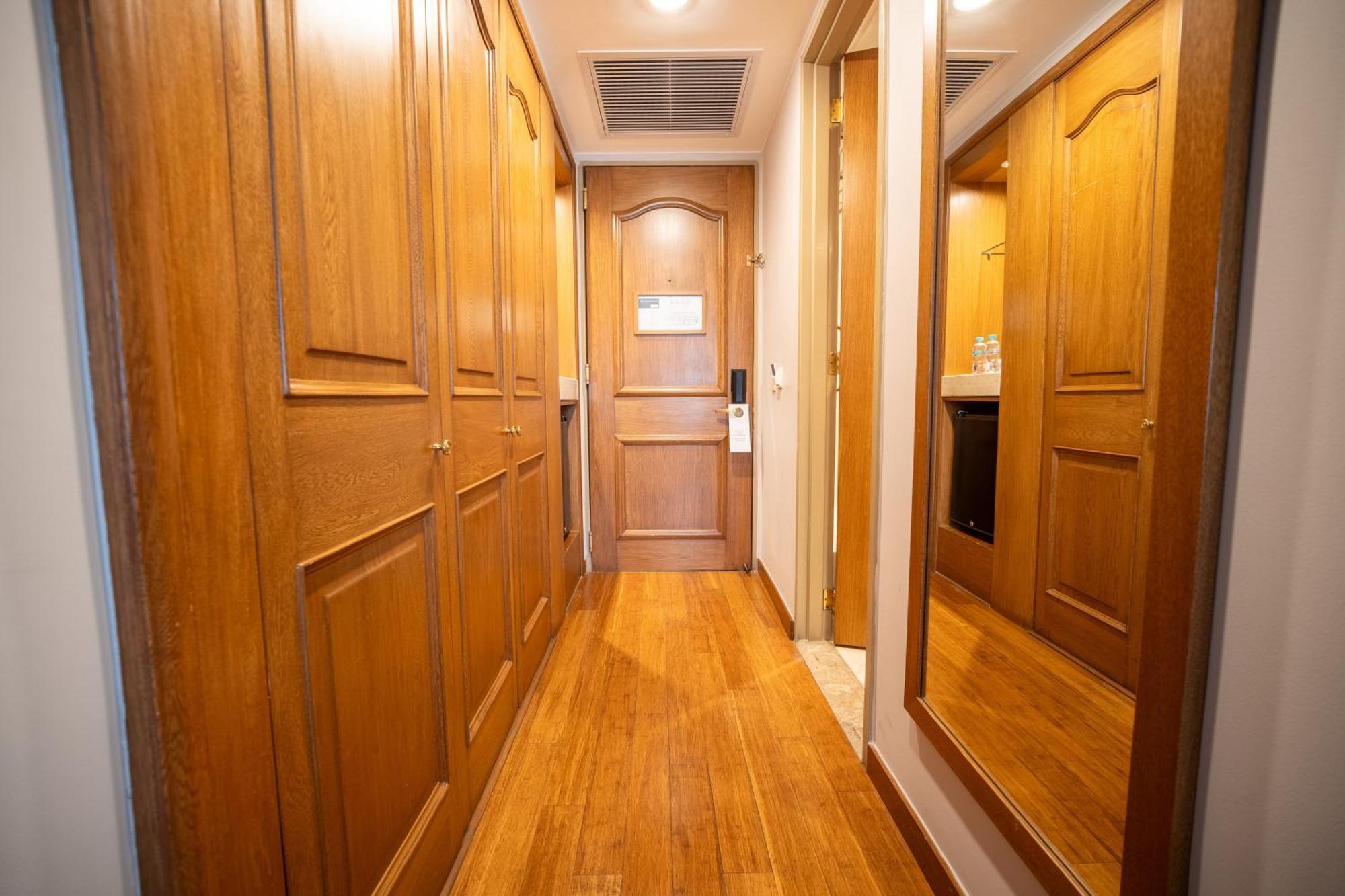 Classic Double Room with Two Double Beds