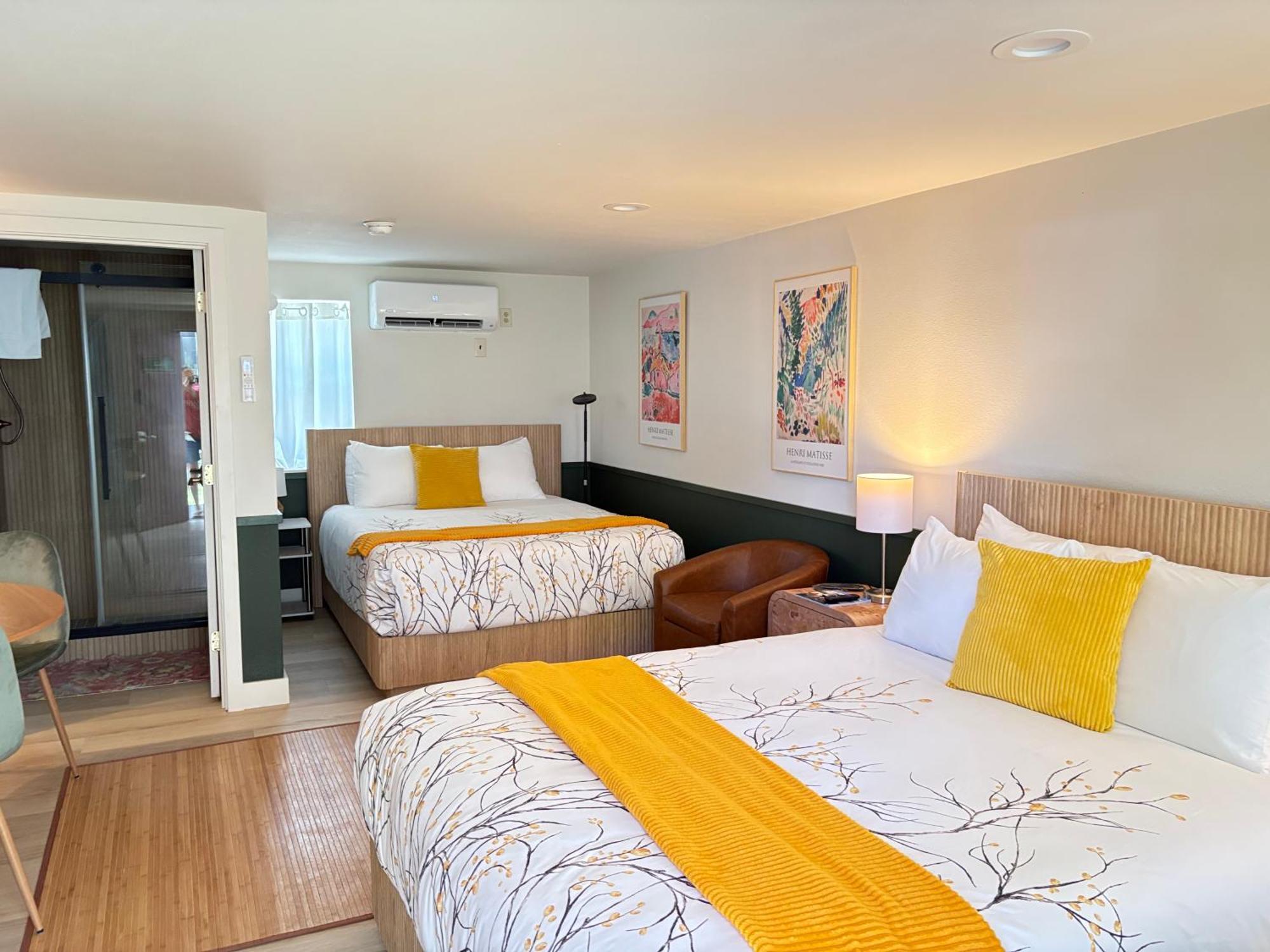 Queen Room