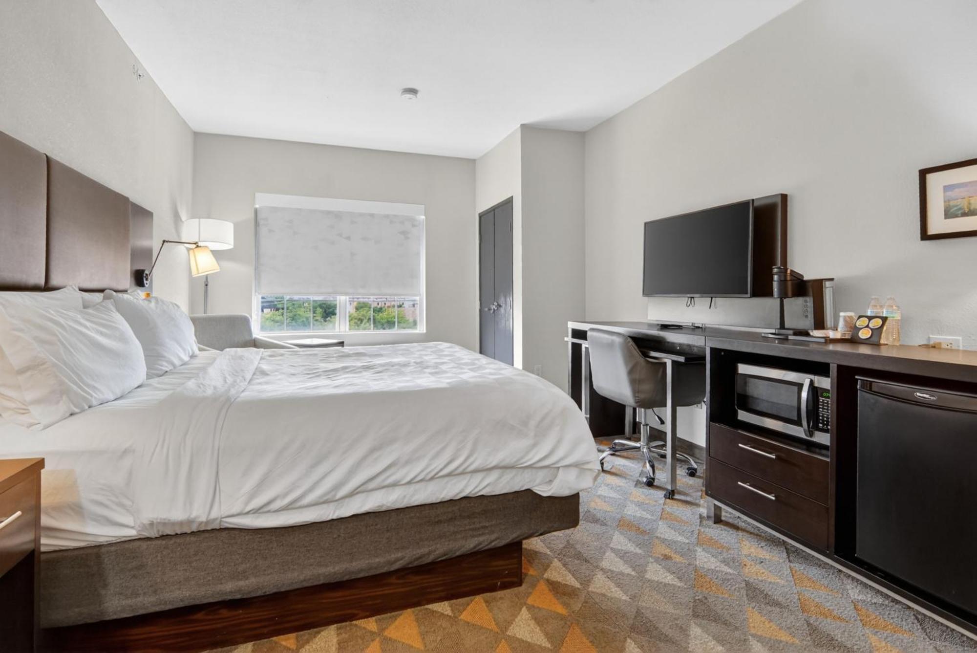 Standard King Room
