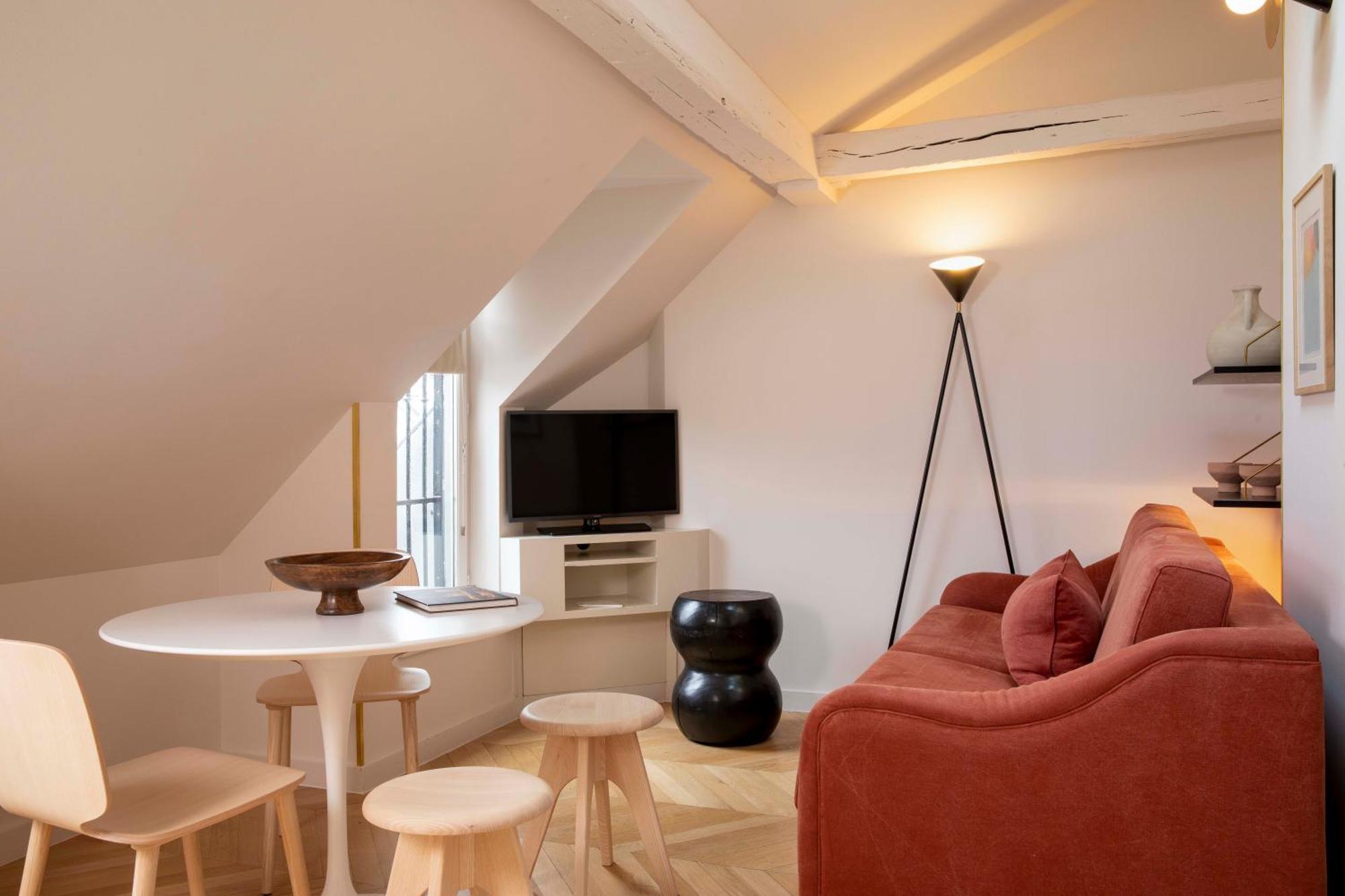 Suite Apartment