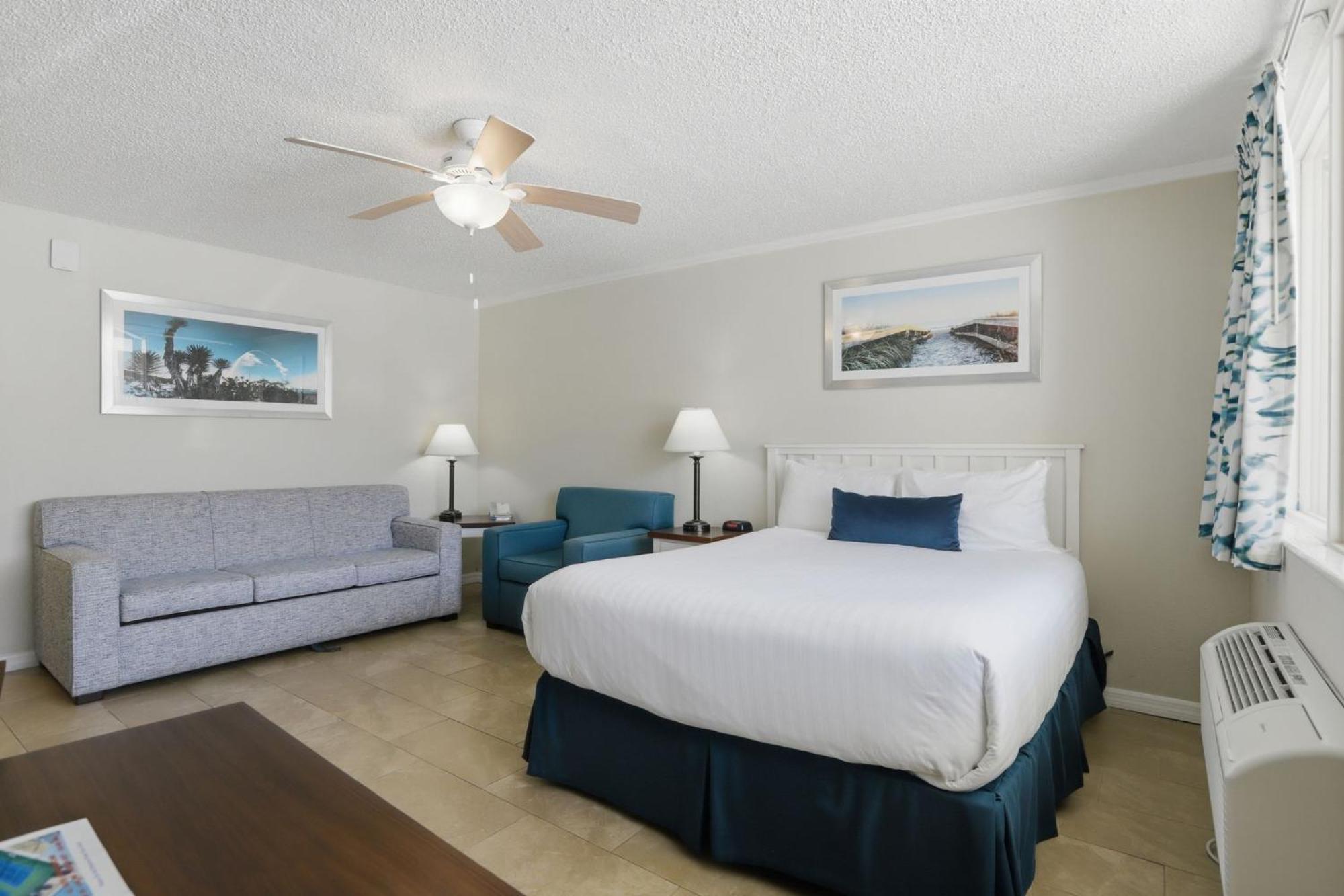 Kamer met Queensize Bed en Slaapbank