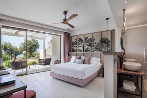 Suite with Sea View